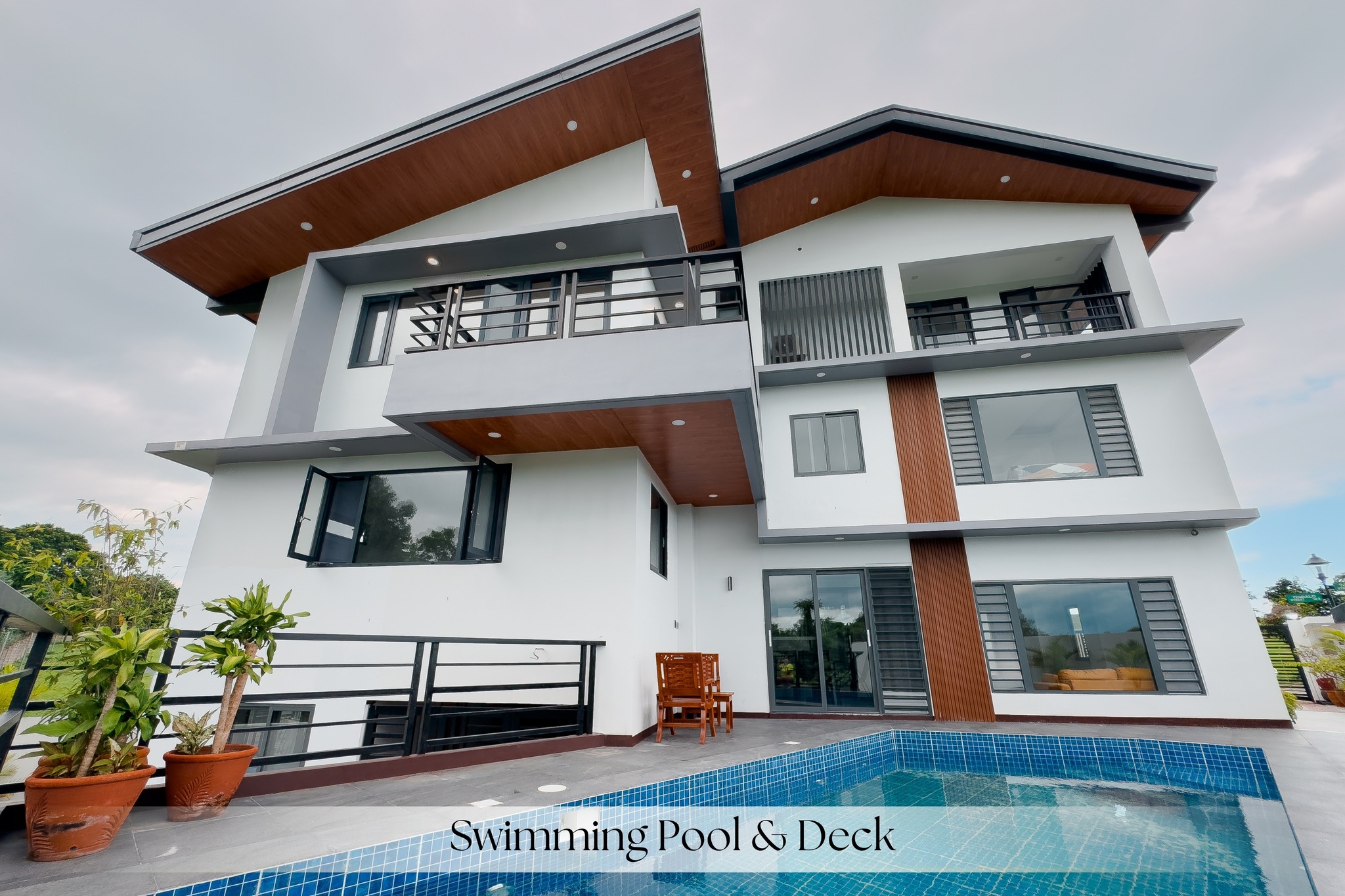 Pristine5-BedroomHouseandLotforSaleinAyalaWestgroveHeights,Silang,Cavite-5.jpg