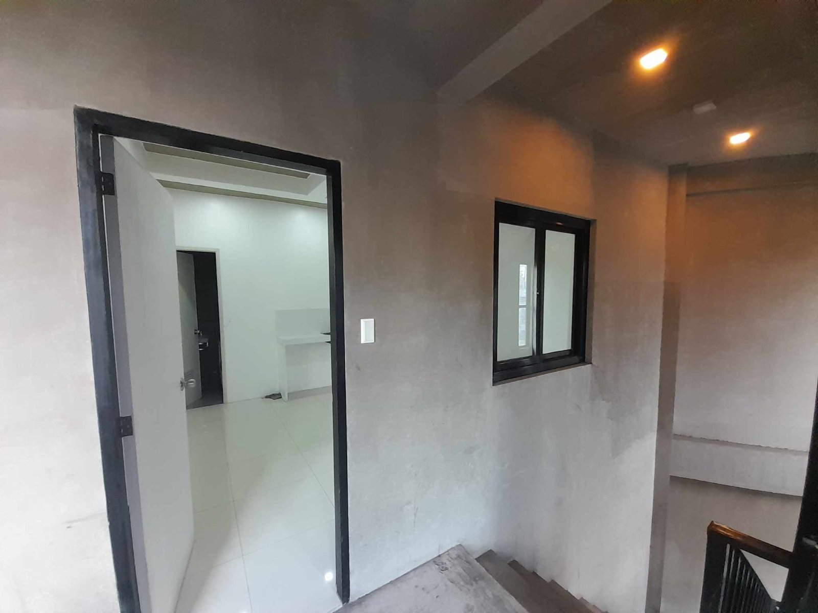 500SQMCommercialPropertyandSingleAttachedHouseforSaleinValenzuelaCity-12.jpg