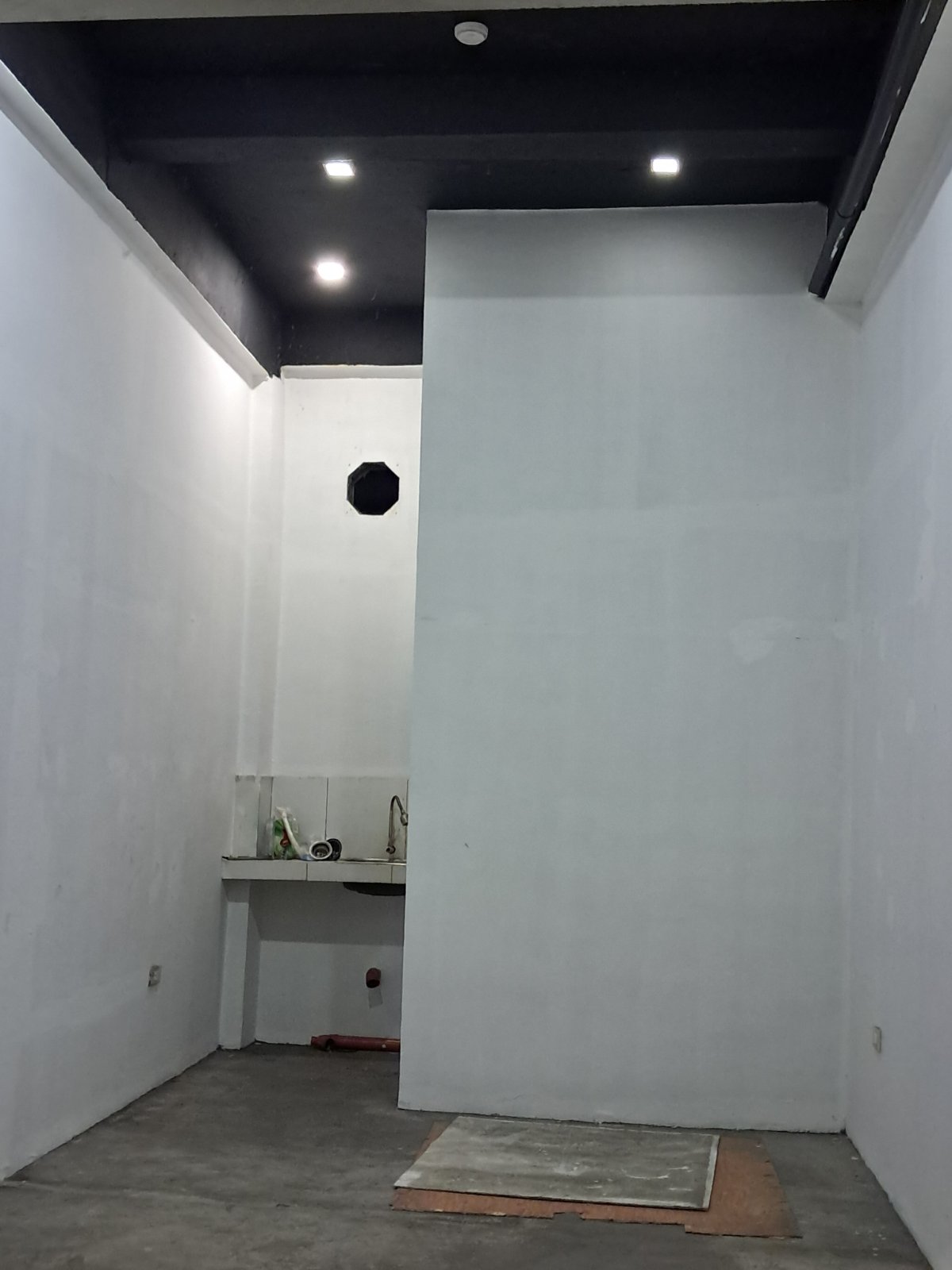 500SQMCommercialPropertyandSingleAttachedHouseforSaleinValenzuelaCity-11.jpg