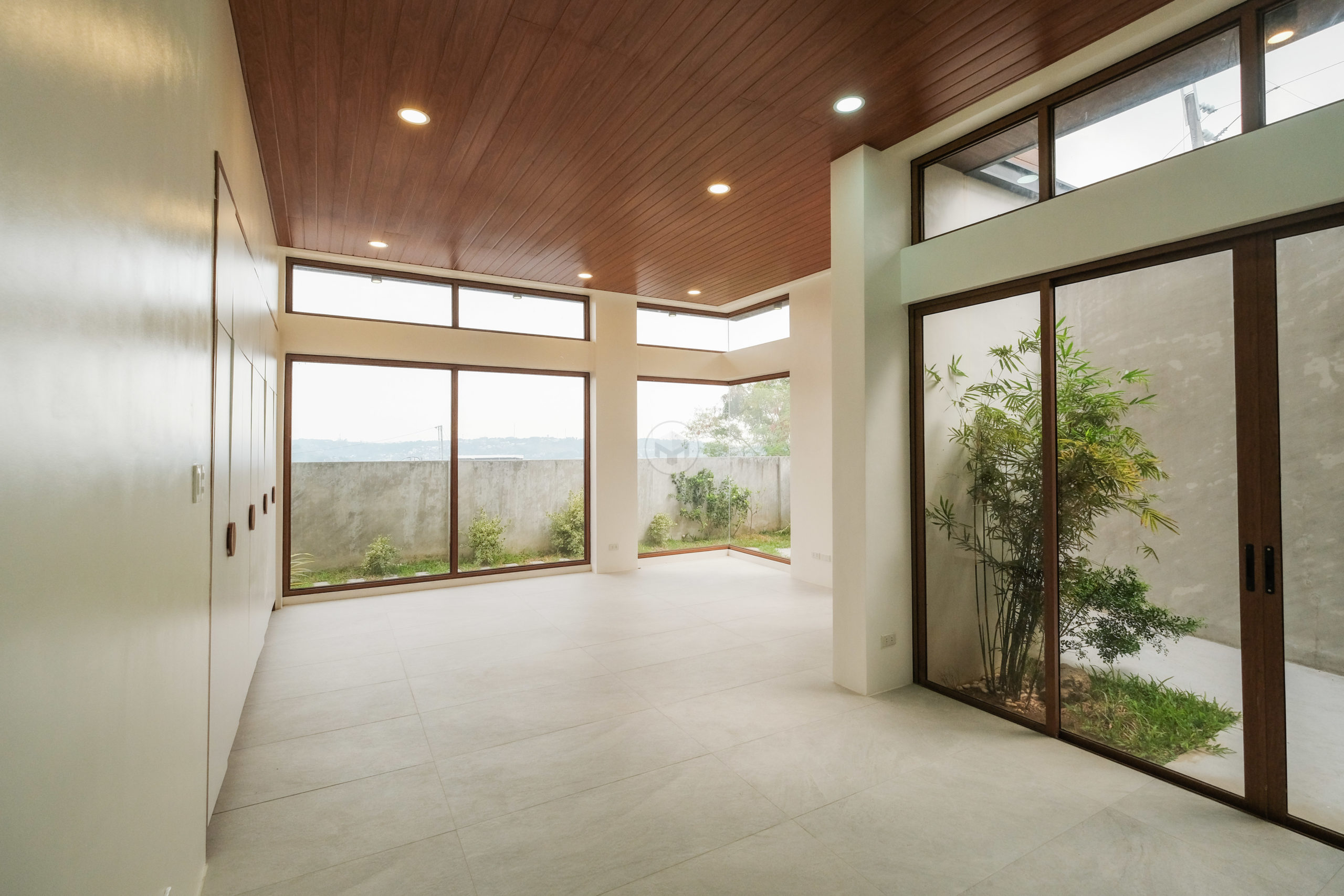 Exceptional4-BedroomHouseandLotforSaleinSunValleyEstates,Antipolo,Rizal-7.jpg