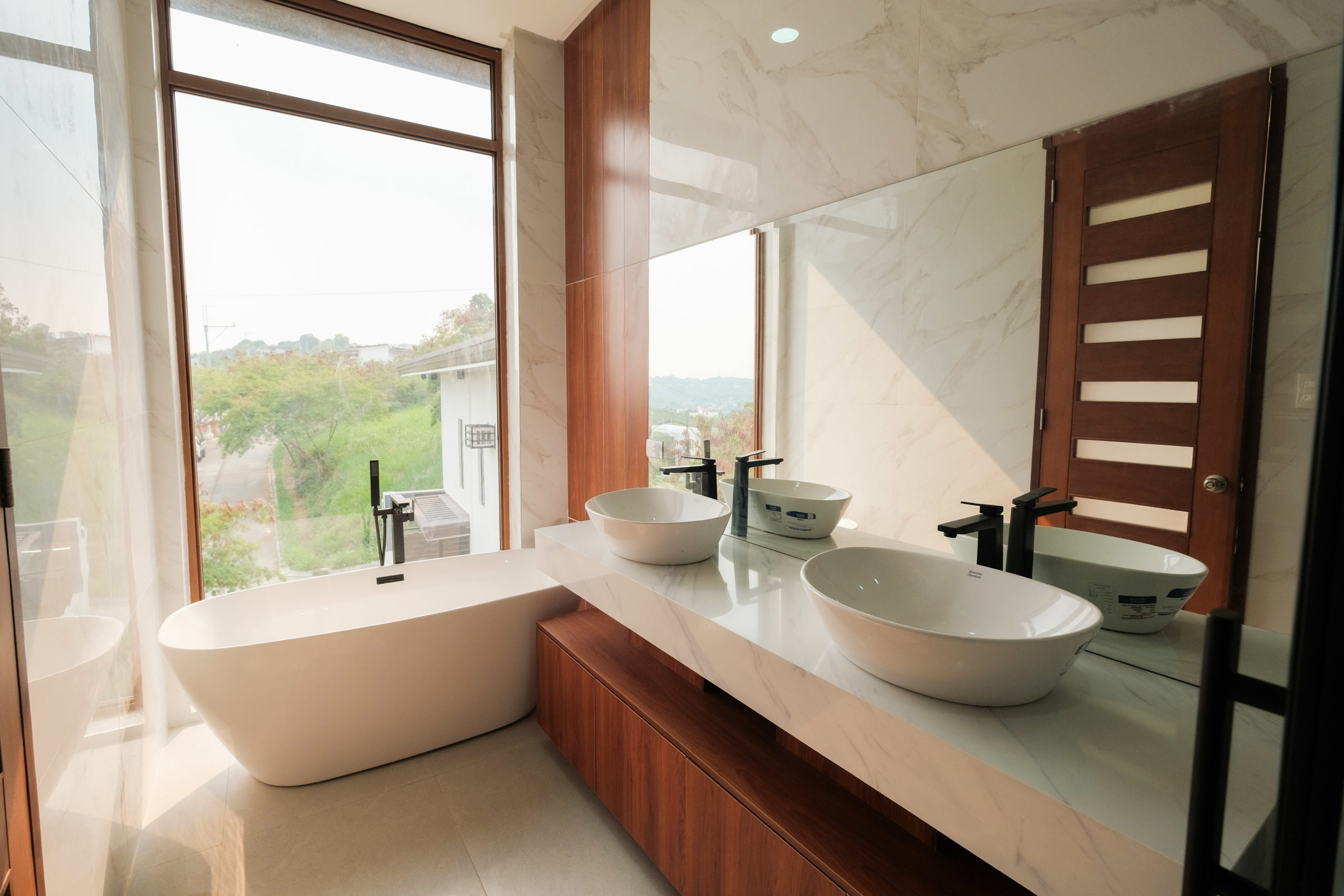 Exceptional4-BedroomHouseandLotforSaleinSunValleyEstates,Antipolo,Rizal-14.jpg