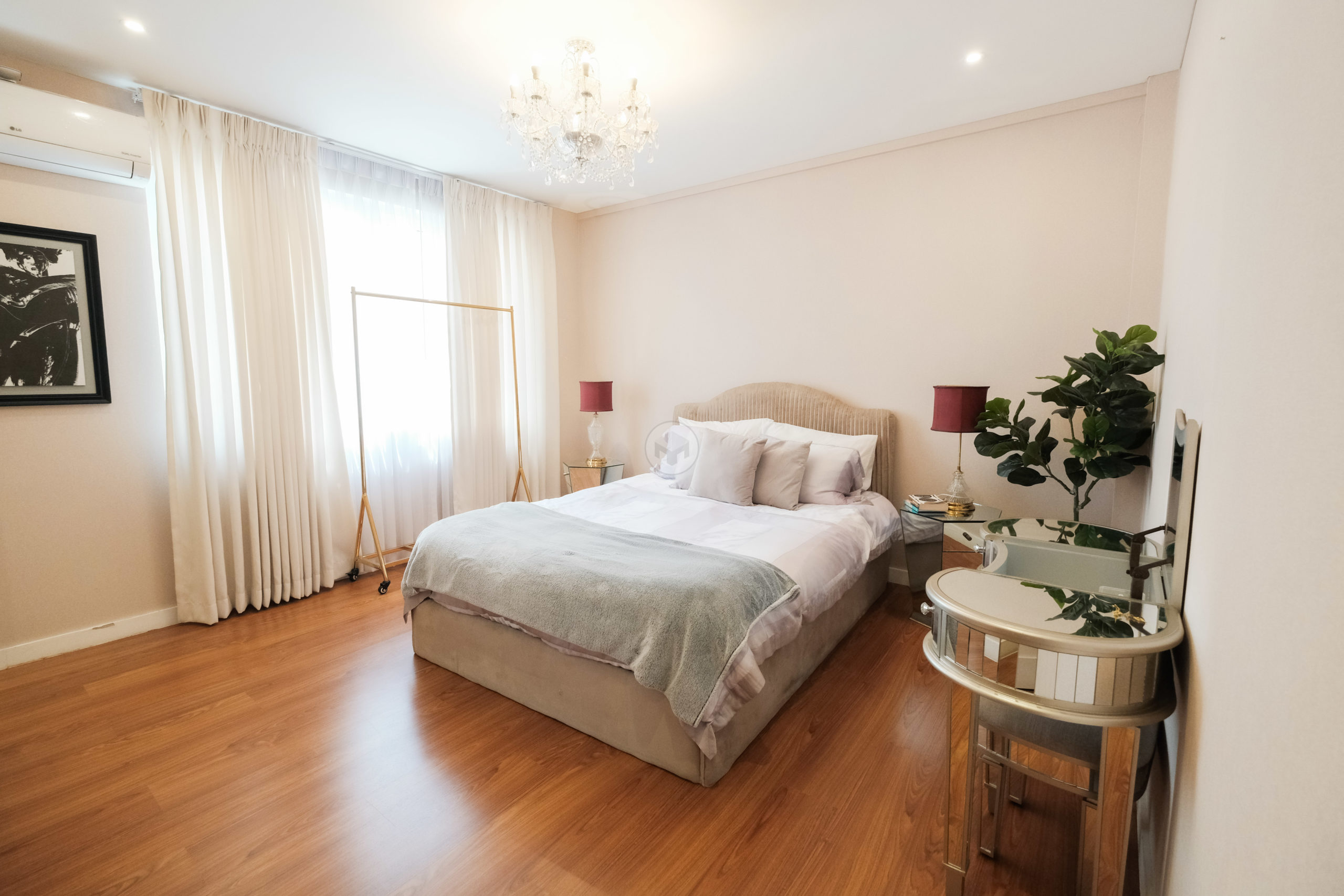Attractive6-BedroomHouseandLotforSaleinAfpovai,FortBonifacio,Taguig-13.jpg