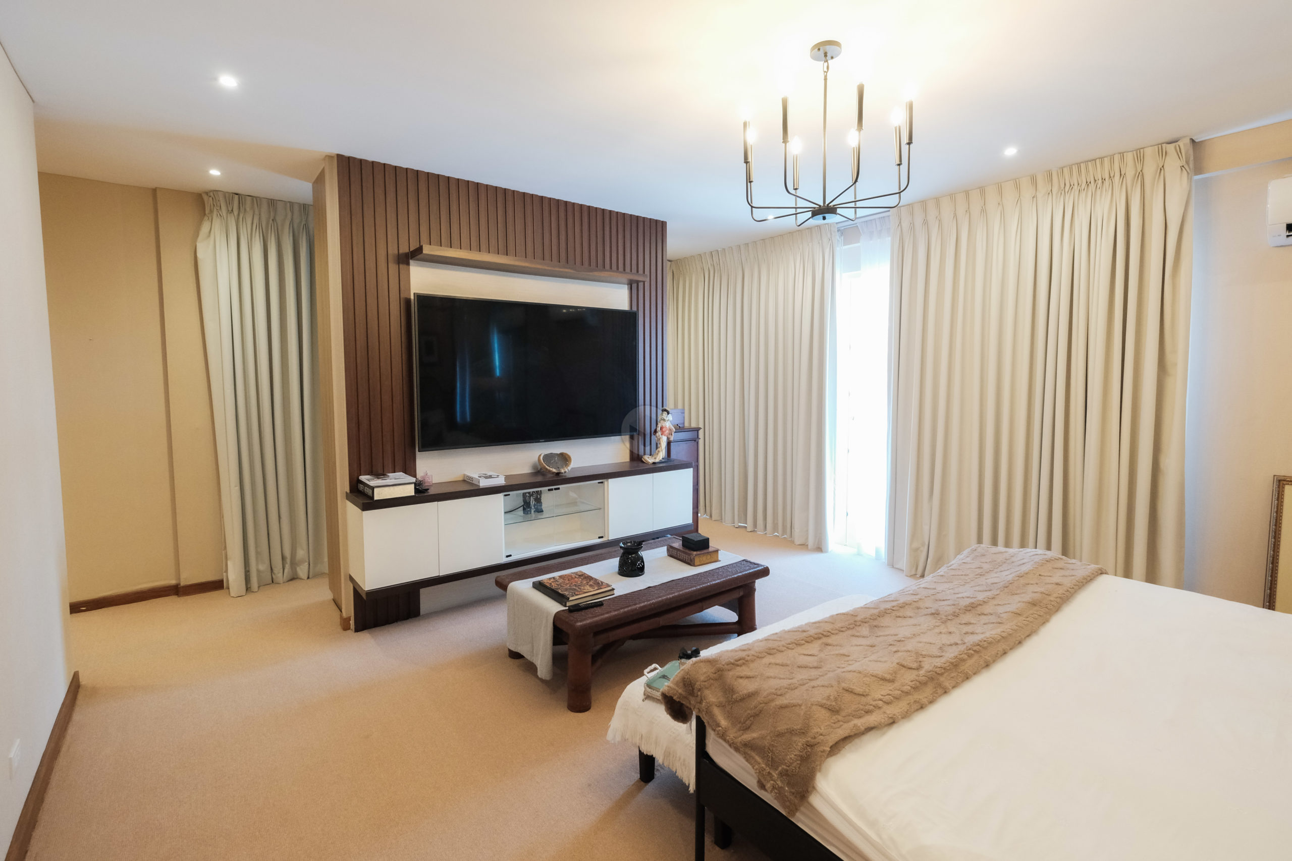 Attractive6-BedroomHouseandLotforSaleinAfpovai,FortBonifacio,Taguig-18.jpg