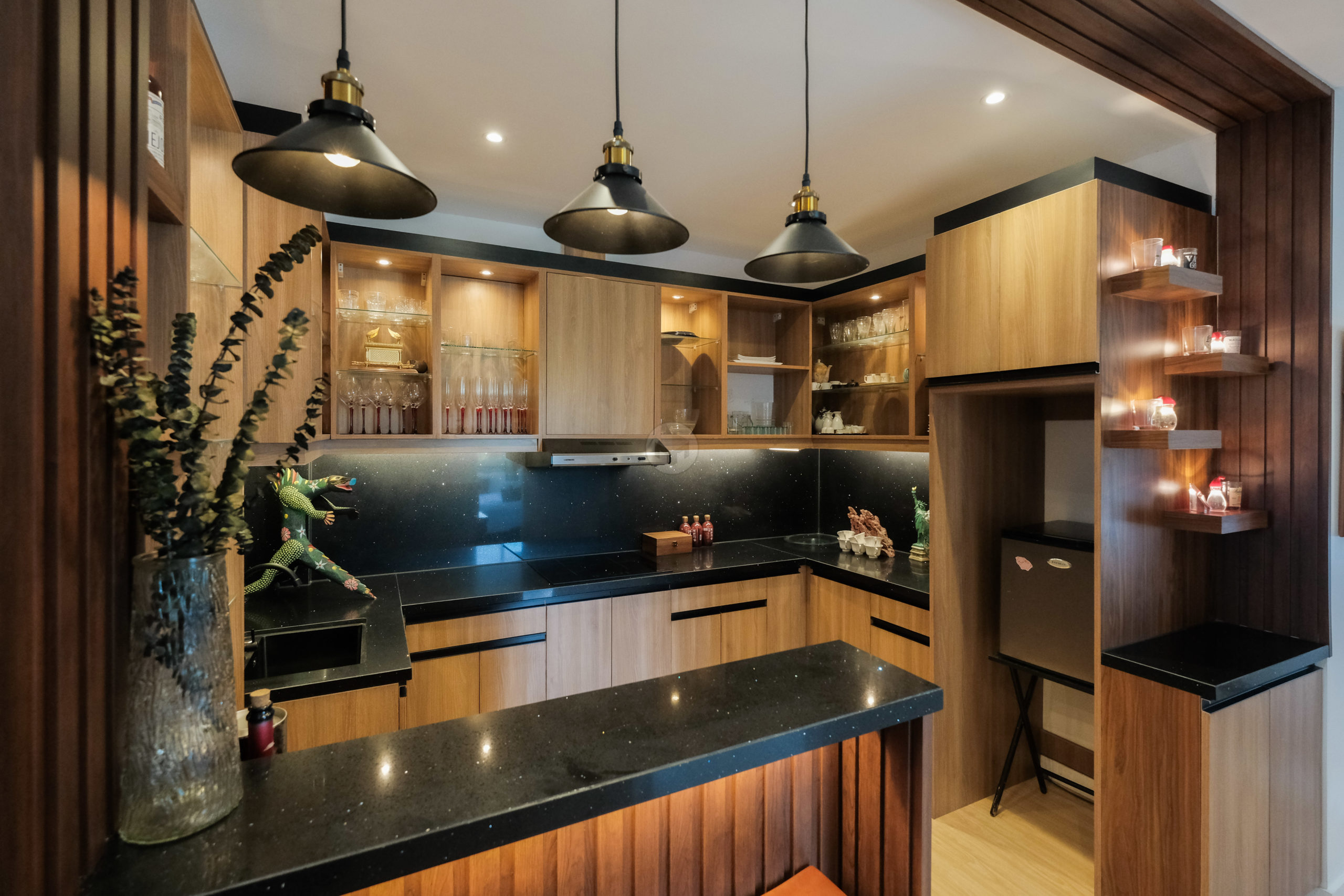 Attractive6-BedroomHouseandLotforSaleinAfpovai,FortBonifacio,Taguig-7.jpg