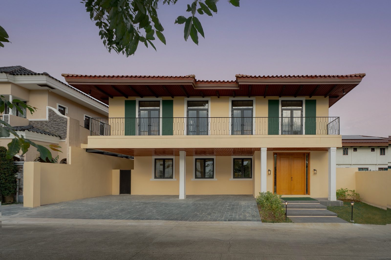 MediterraneanLuxury4-BedroomHouseandLotforSaleinPortofinoHeights,Las Piñas-1.jpg