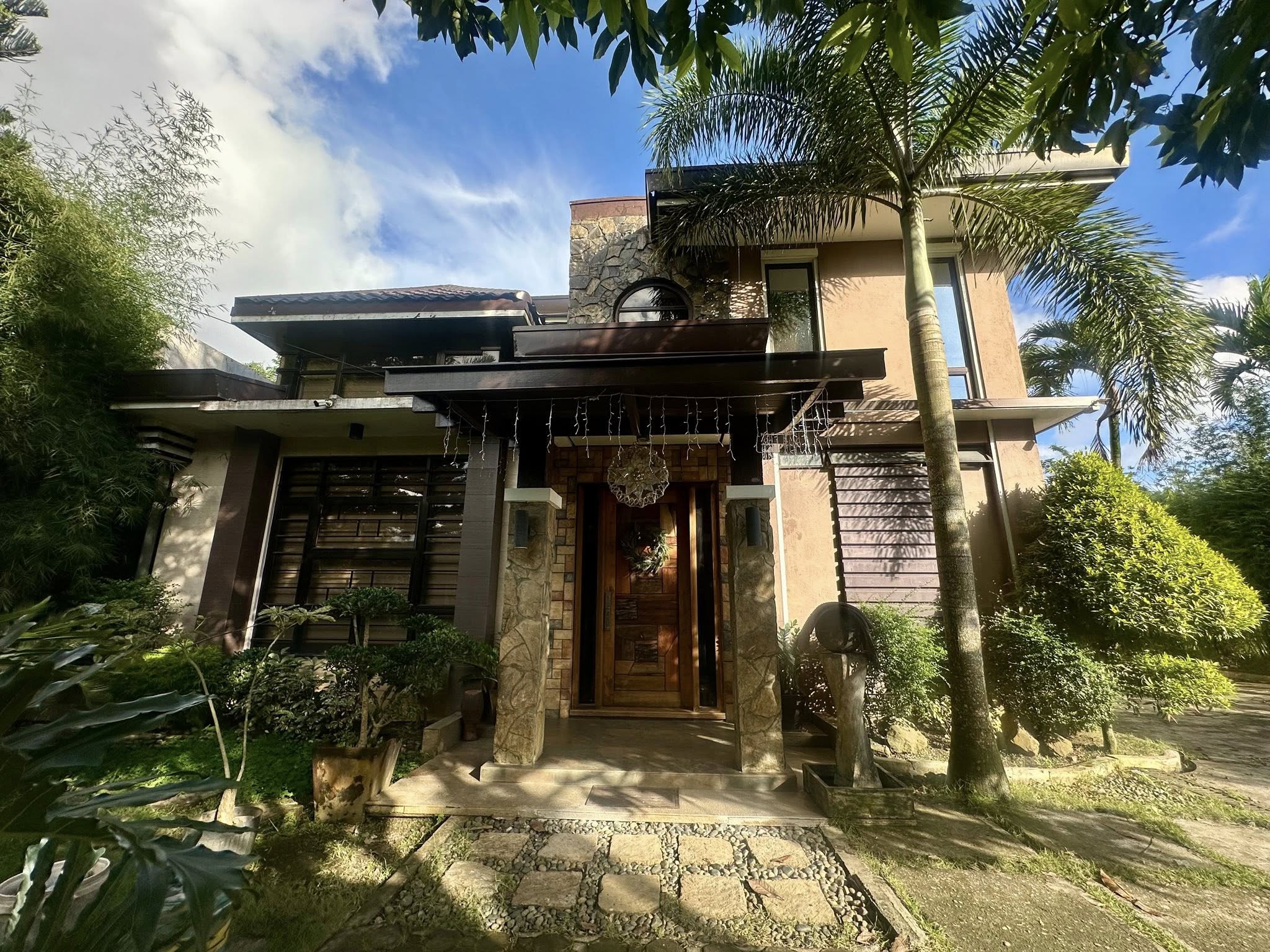 Astonishing5-BedroomHouseandLotforSaleinSilang,Cavite-2.jpg