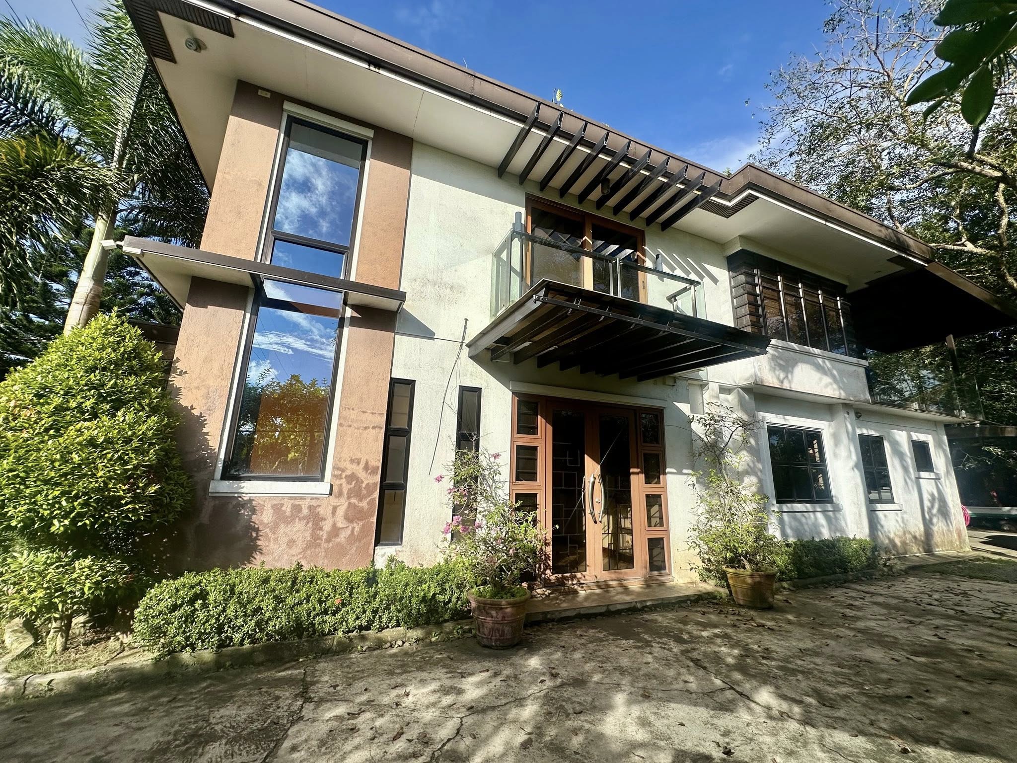 Astonishing5-BedroomHouseandLotforSaleinSilang,Cavite-3.jpg