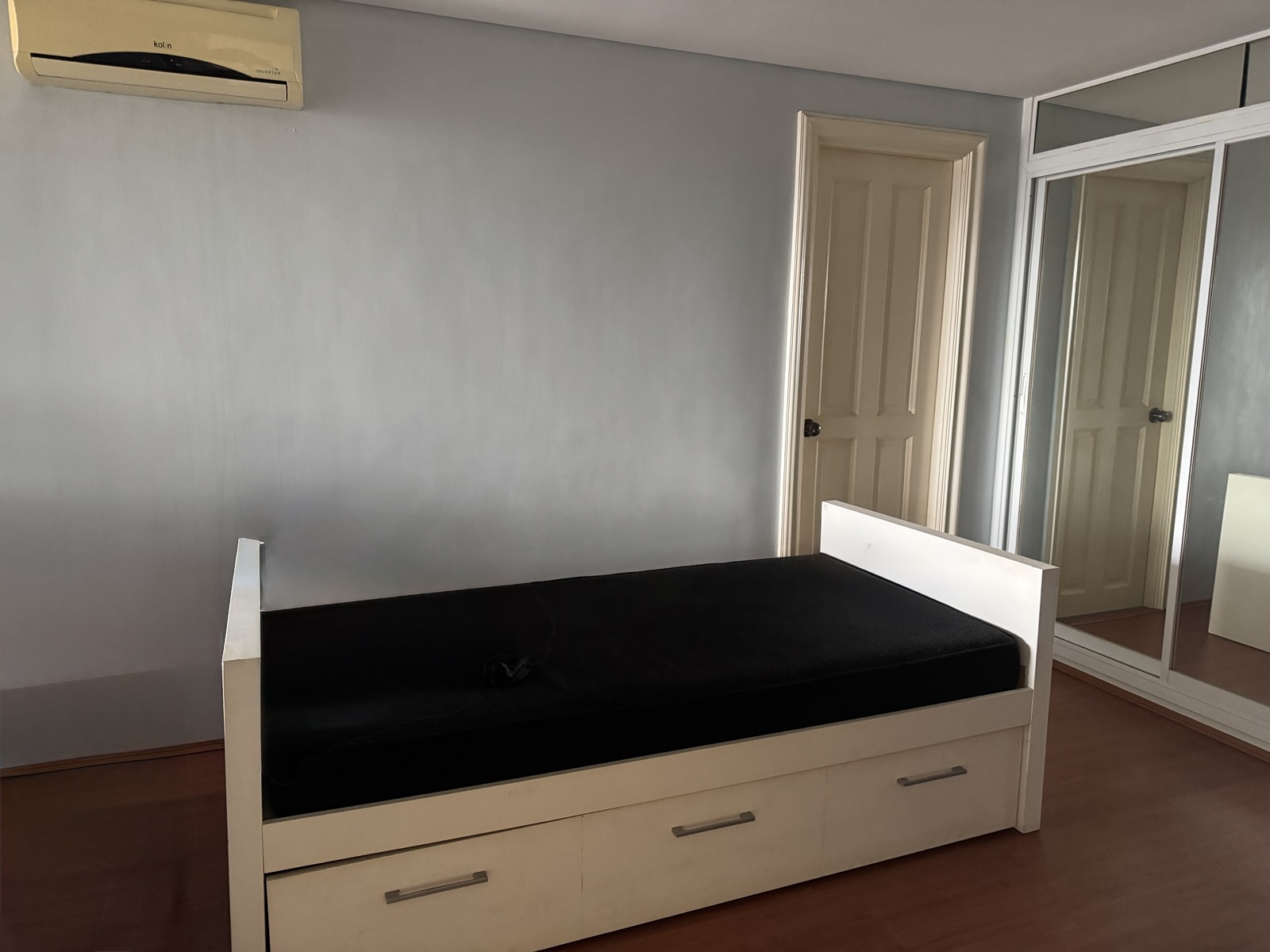Lush2-BedroomCondoUnitforLeaseatOneBeverlyPlace,Greenhills,SanJuan-14.jpg