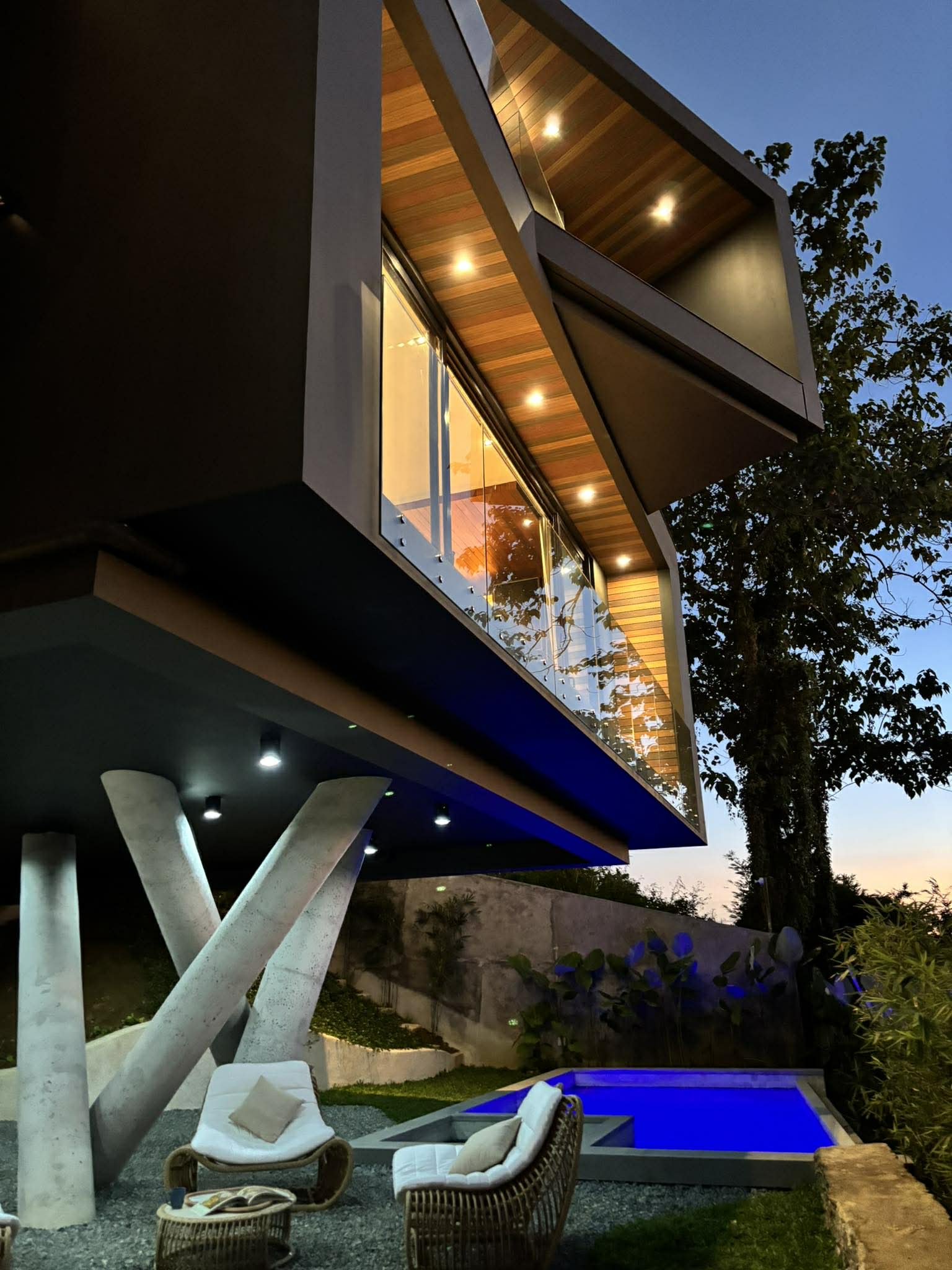 Vibrant6-BedroomHouseandLotfo SaleinTimberlandHeights,SanMateo,Rizal-5.jpg