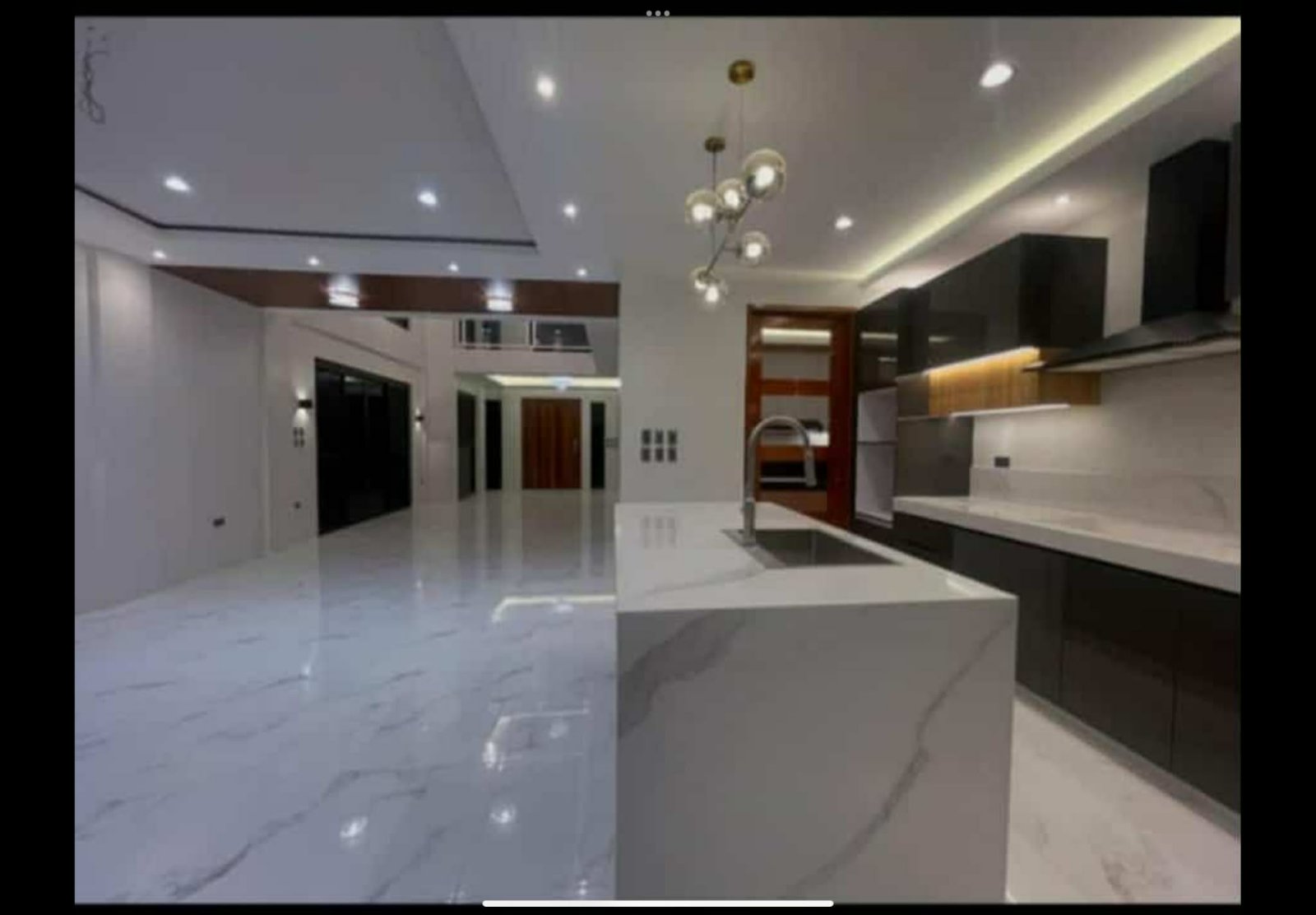 Splendid6-BedroomHouseandLotforSaleinFilinvest2,QuezonCity-5.jpg