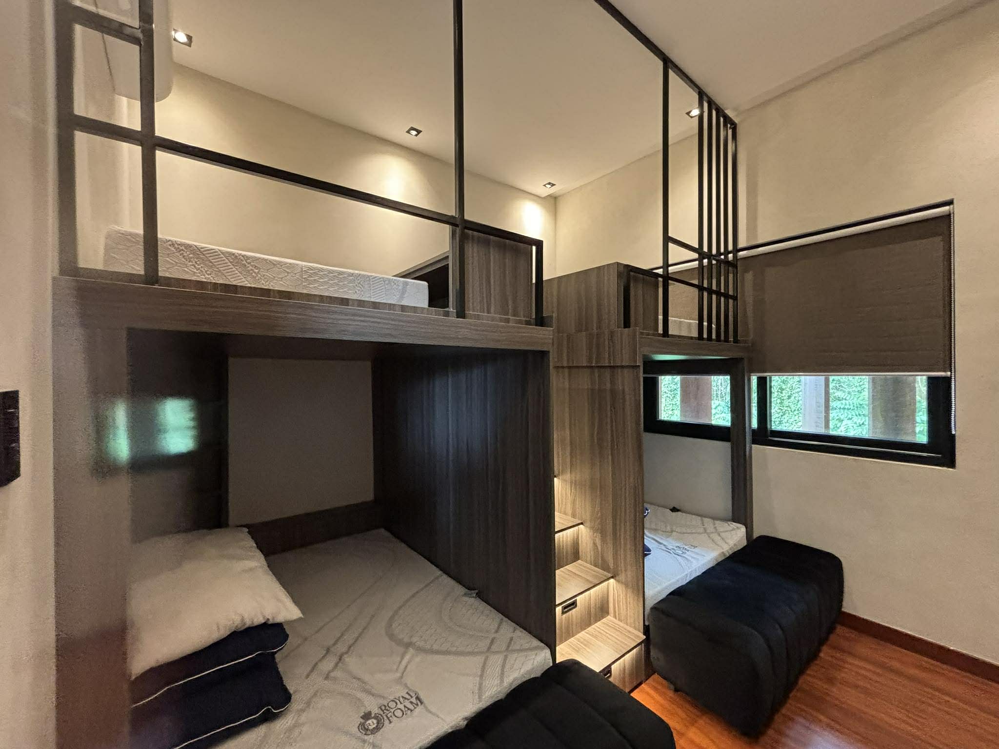 Vibrant6-BedroomHouseandLotfo SaleinTimberlandHeights,SanMateo,Rizal-13.jpg