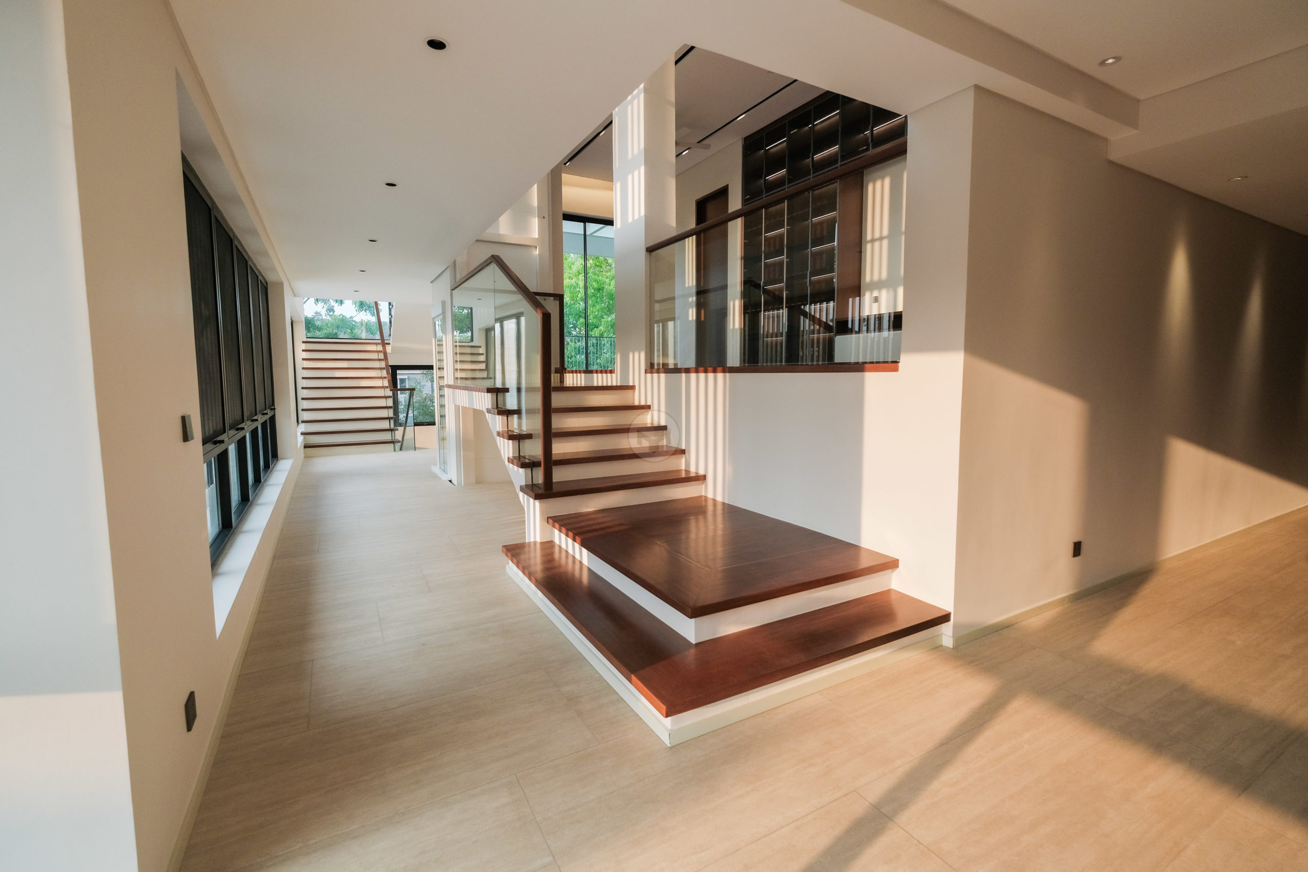 Elegant4-BedroomHouseandLotforSaleinTivoliRoyaleSubdivision,QuezonCity-7.jpg