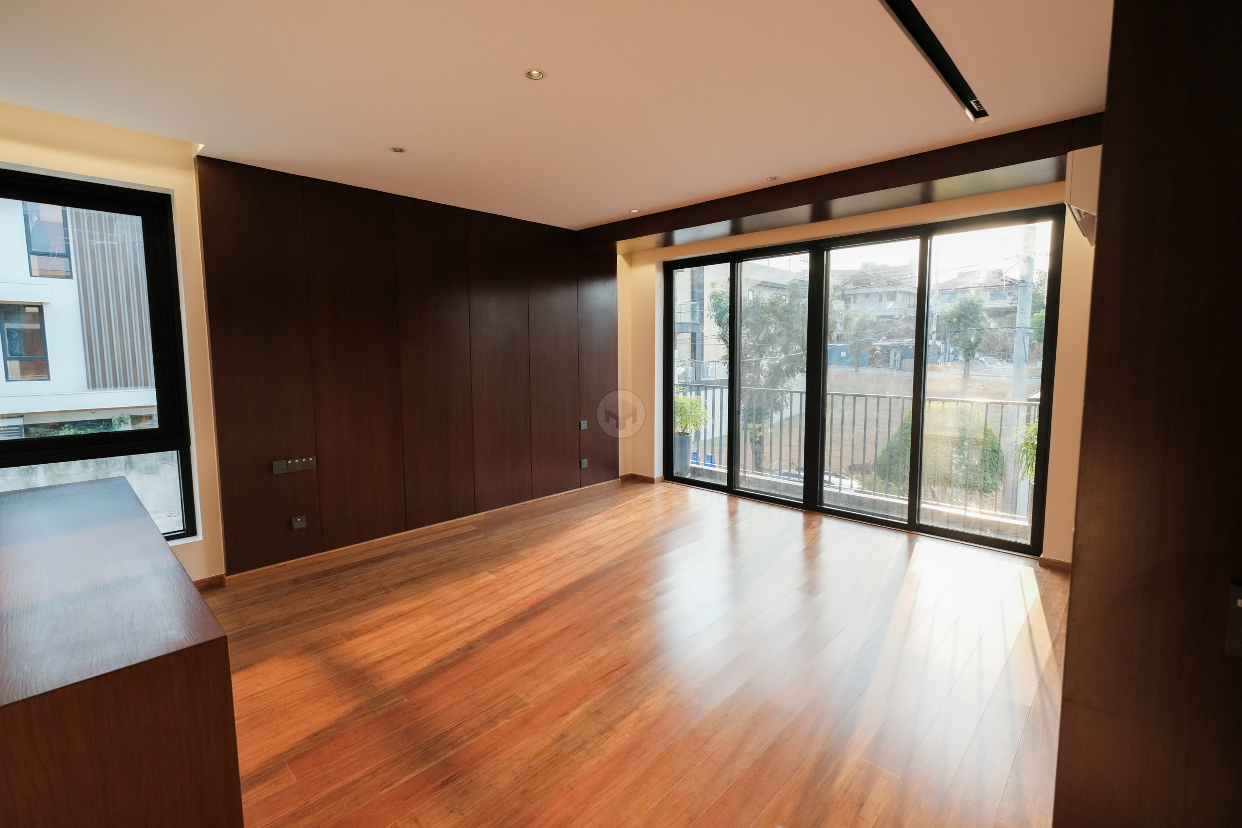 Elegant4-BedroomHouseandLotforSaleinTivoliRoyaleSubdivision,QuezonCity-8.jpg