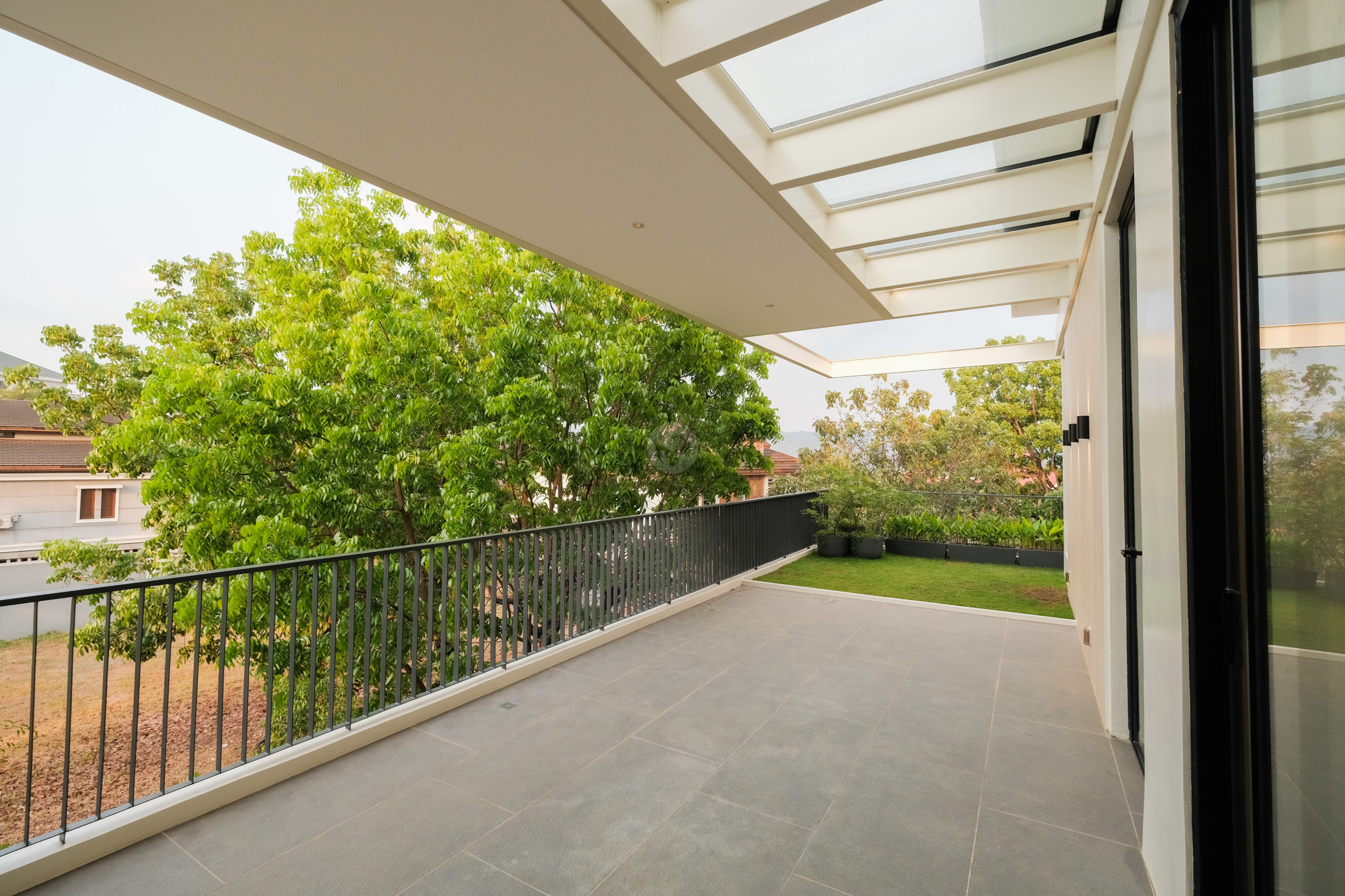 Elegant4-BedroomHouseandLotforSaleinTivoliRoyaleSubdivision,QuezonCity-14.jpg