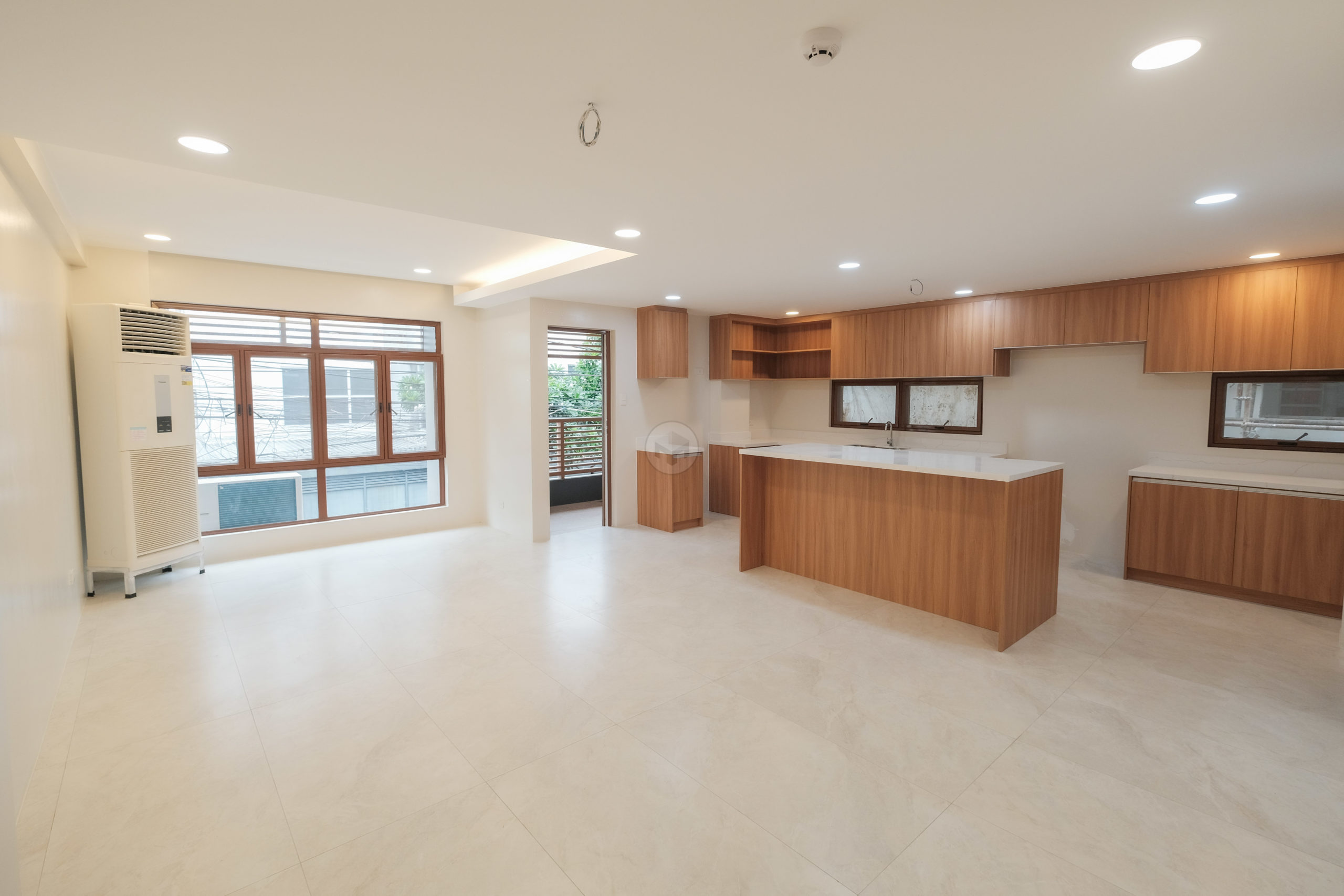 Majestic3-BedroomTownhouseforSaleinScoutArea,QuezonCity-2.jpg