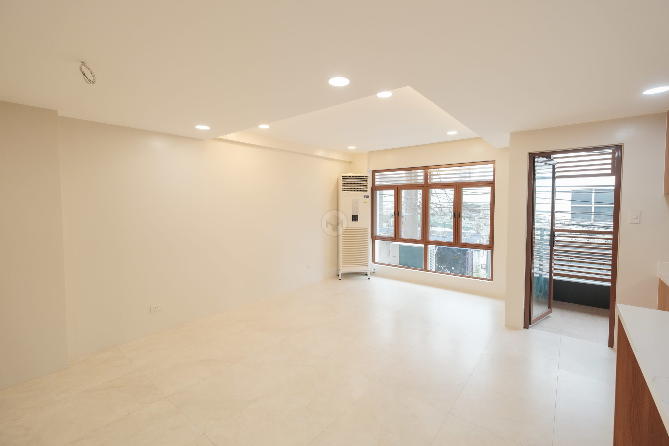 Majestic3-BedroomTownhouseforSaleinScoutArea,QuezonCity-4.jpg
