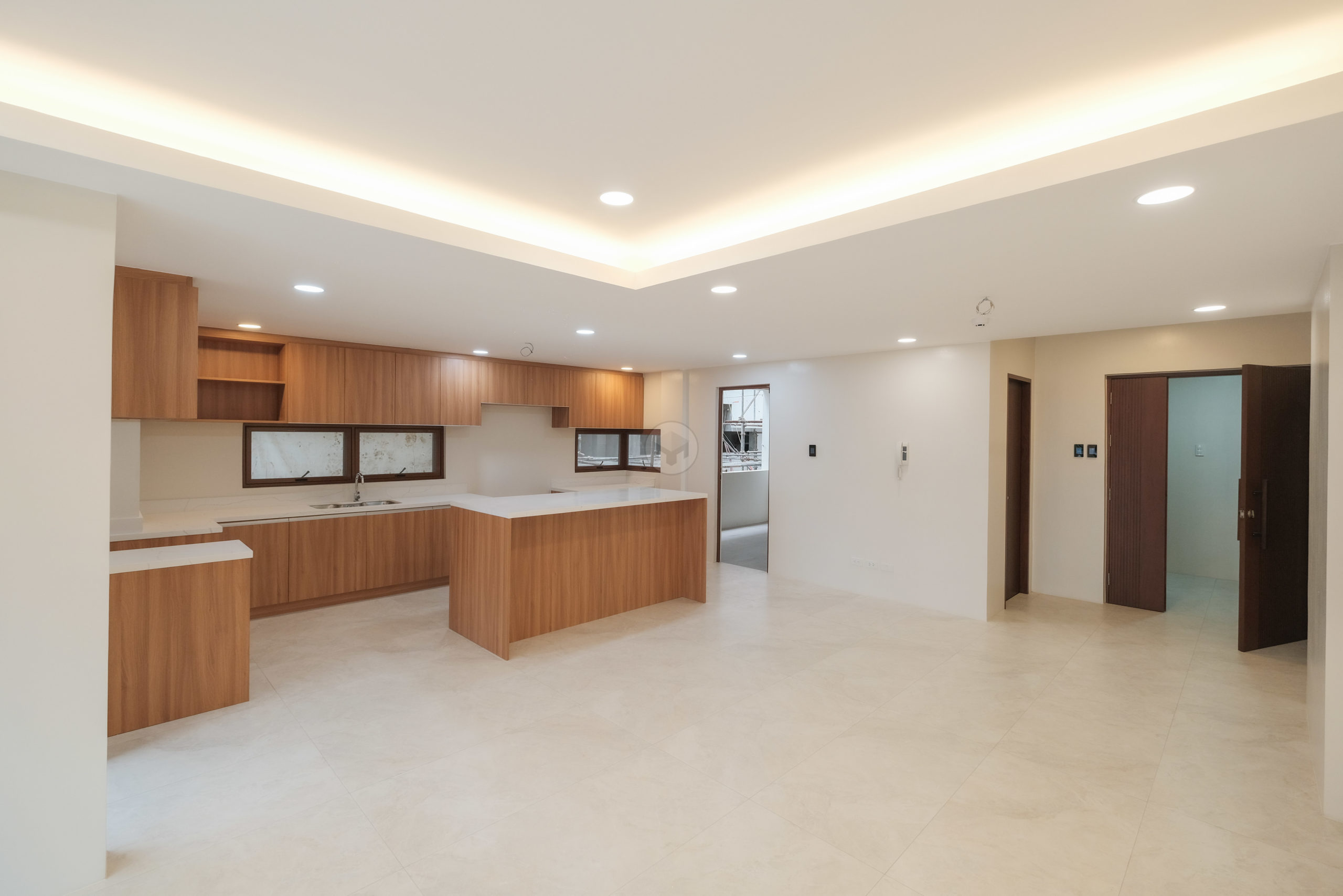 Majestic3-BedroomTownhouseforSaleinScoutArea,QuezonCity-1.jpg