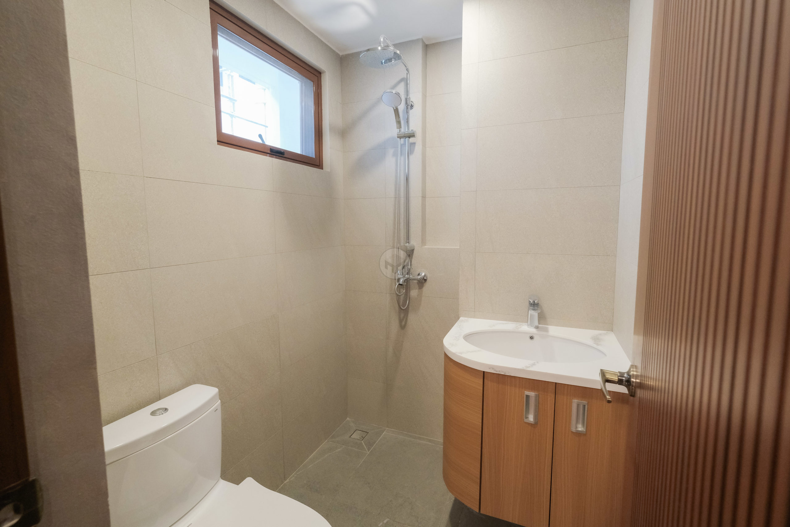 Majestic3-BedroomTownhouseforSaleinScoutArea,QuezonCity-12.jpg