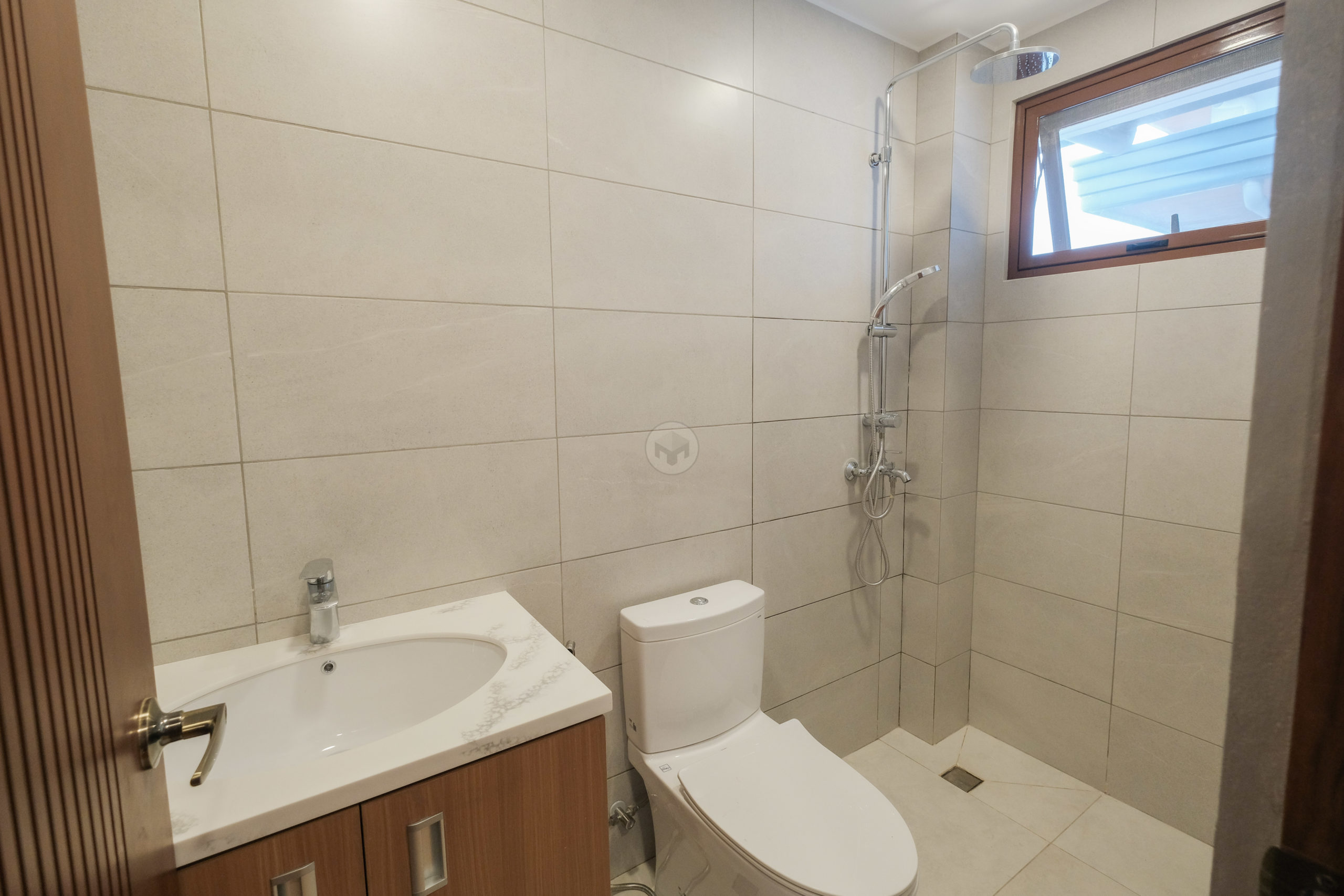 Majestic3-BedroomTownhouseforSaleinScoutArea,QuezonCity-11.jpg