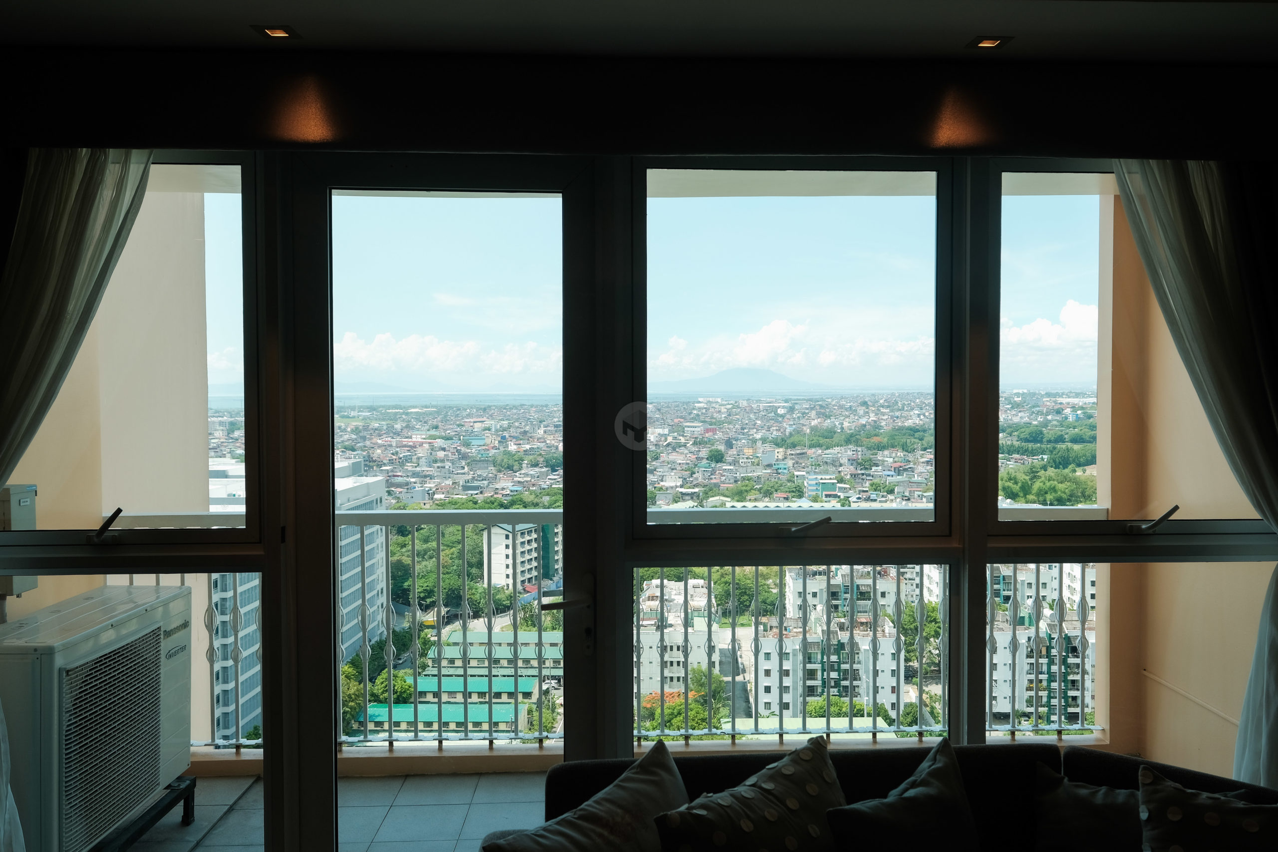 Posh3-BedroomCondoUnitforSaleatTheVeniceLuxuryResidencesMckinleyHill,BGC,Taguig-14.jpg