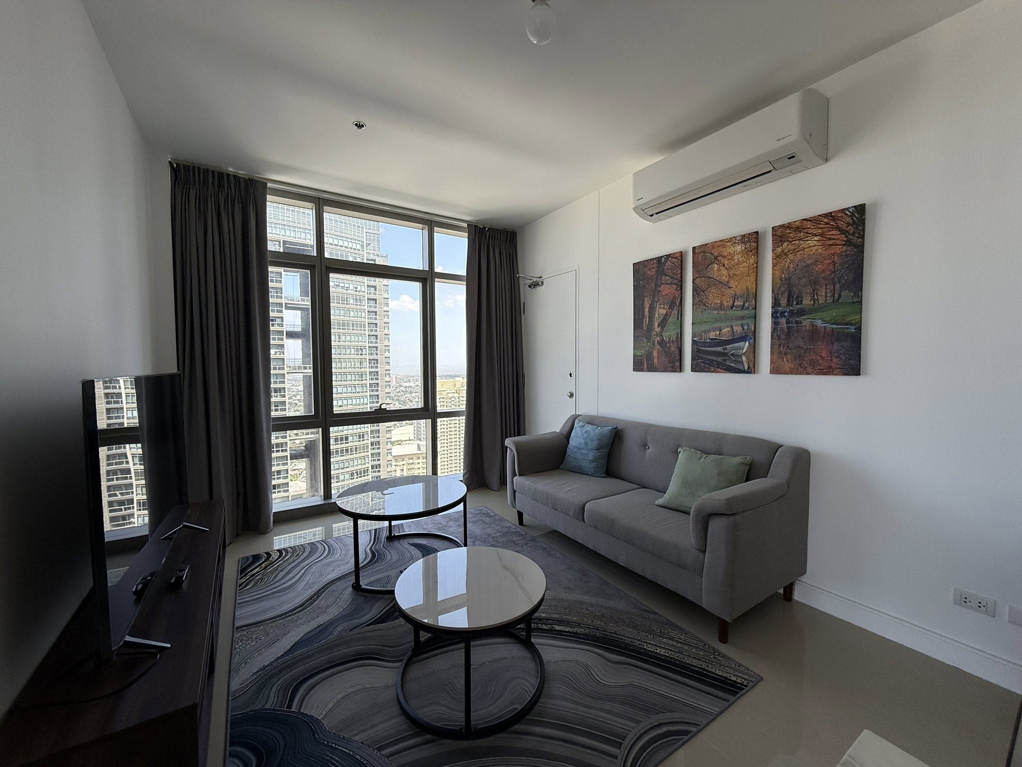 Gleaming1-BedroomCondoUnitforSaleinWestGalleryPlace,TaguigCity-1.jpg