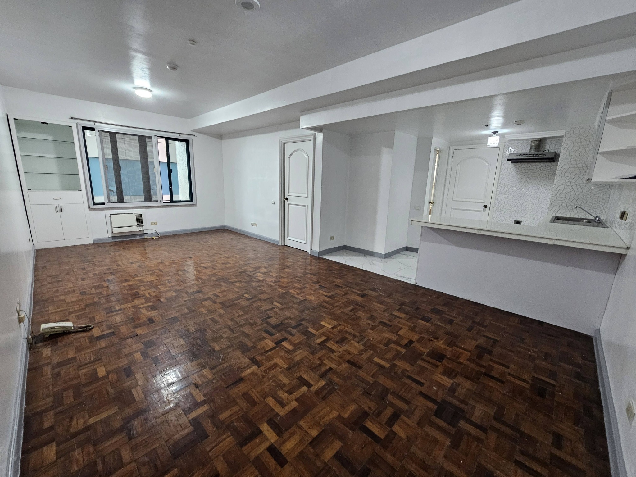 Astonishing1-BedroomCondoUnitforSaleatRenaissance3000,PasigCity-1.jpg