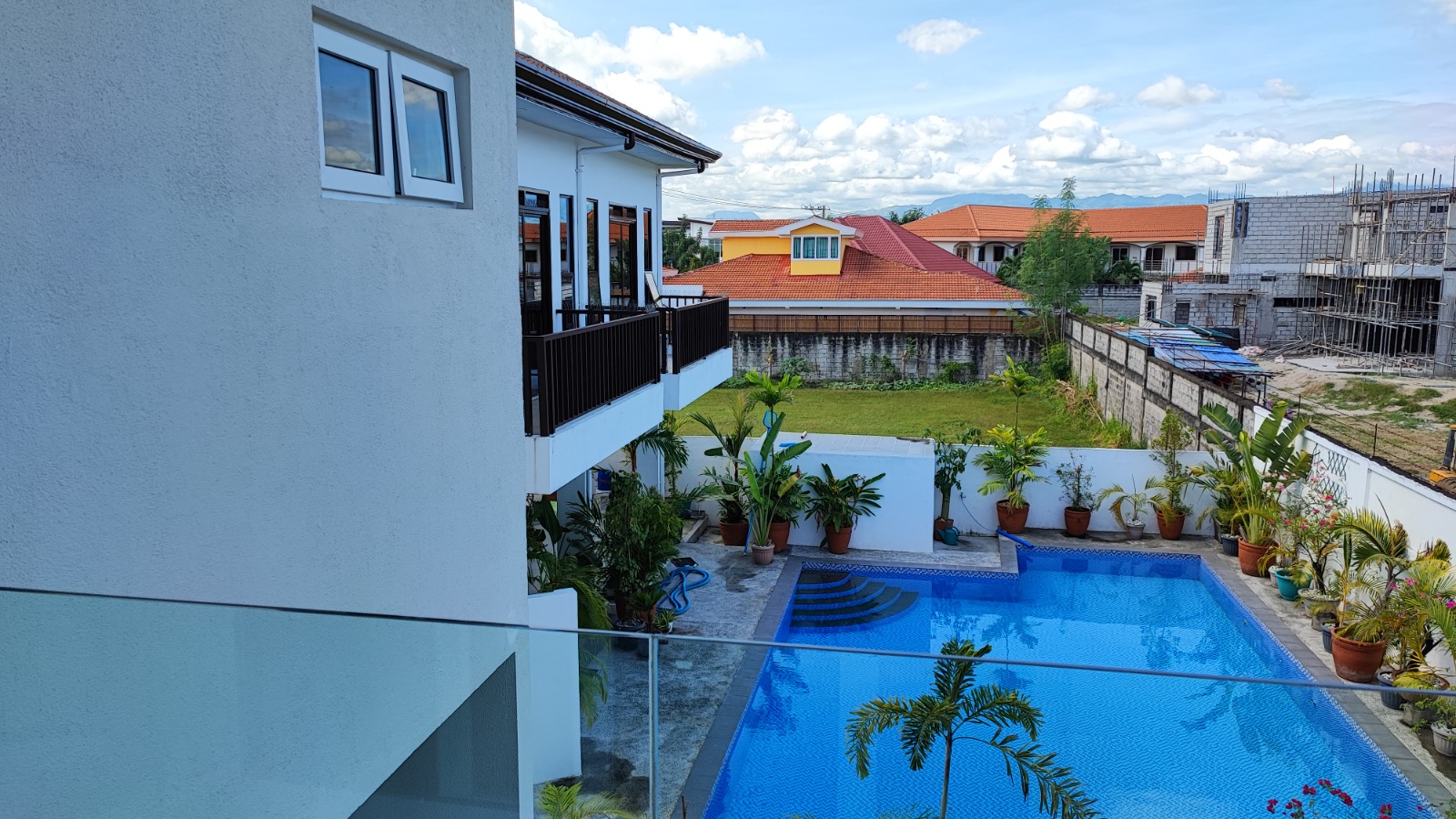 Enchanting4-BedroomHouseandLotforSaleinAngelesCity,Pampanga-8.jpg