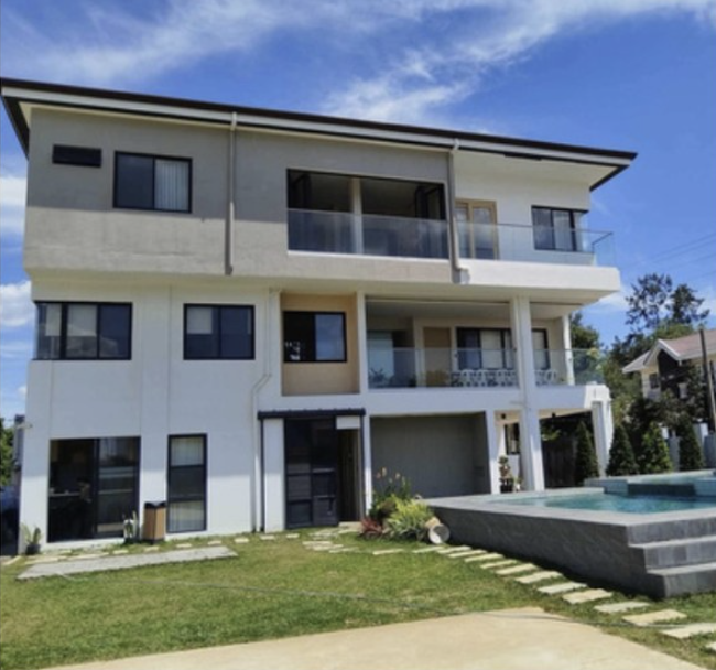 Stunning4-BedroomHouseandLotforSaleinAzuraResortResidences,Morong,Bataan-1.jpg