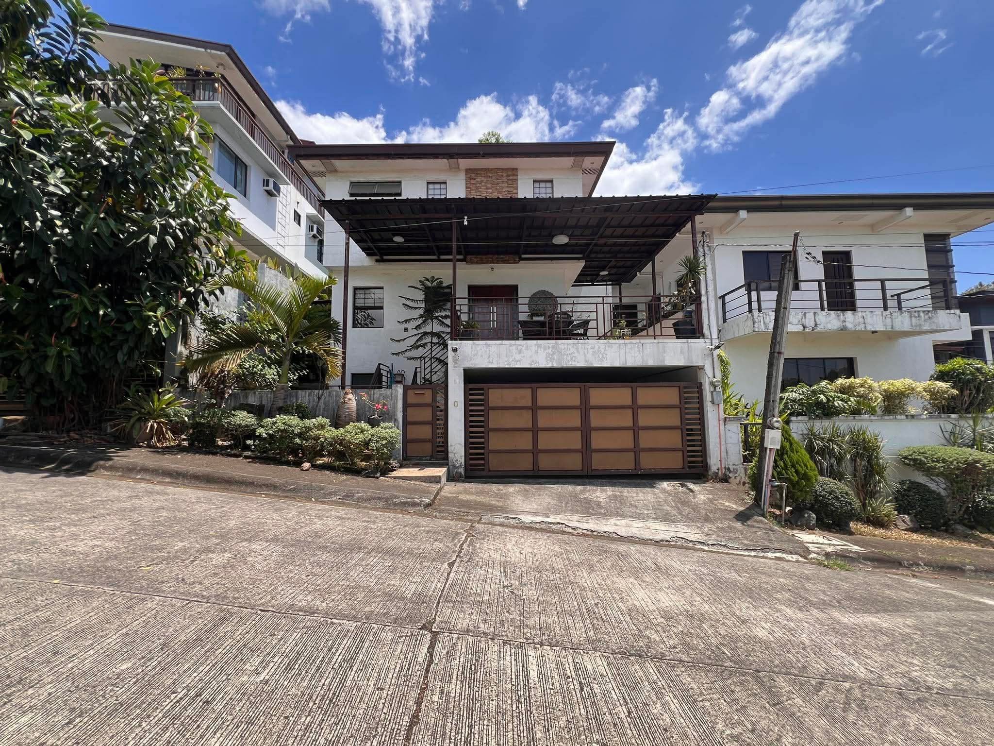 Captivating3-BedroomHouseandLotforSaleinHighlandsPointe1,Havila,Antipolo-1.jpg