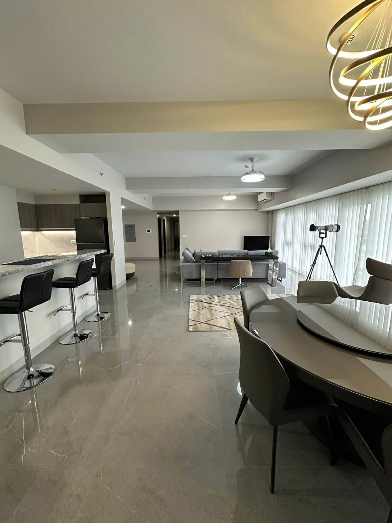 Picturesque5-BedroomPenthouseCondoUnitforLeaseinParkMckinleyWest,FortBonifacio,Taguig-1.jpg