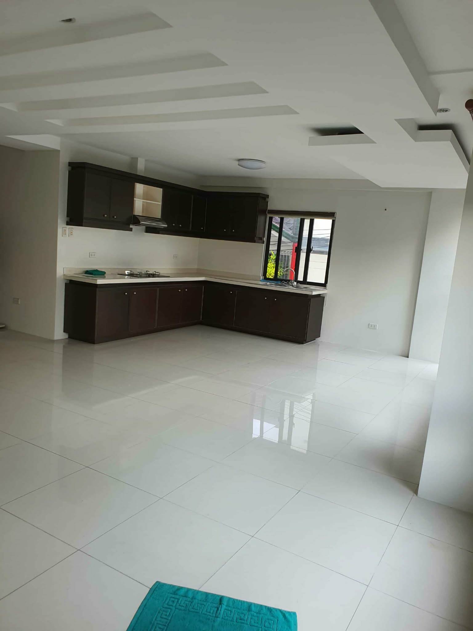 Upscale2-BedroomCondoUnitforLeaseinProject8,QuezonCity-1.jpg
