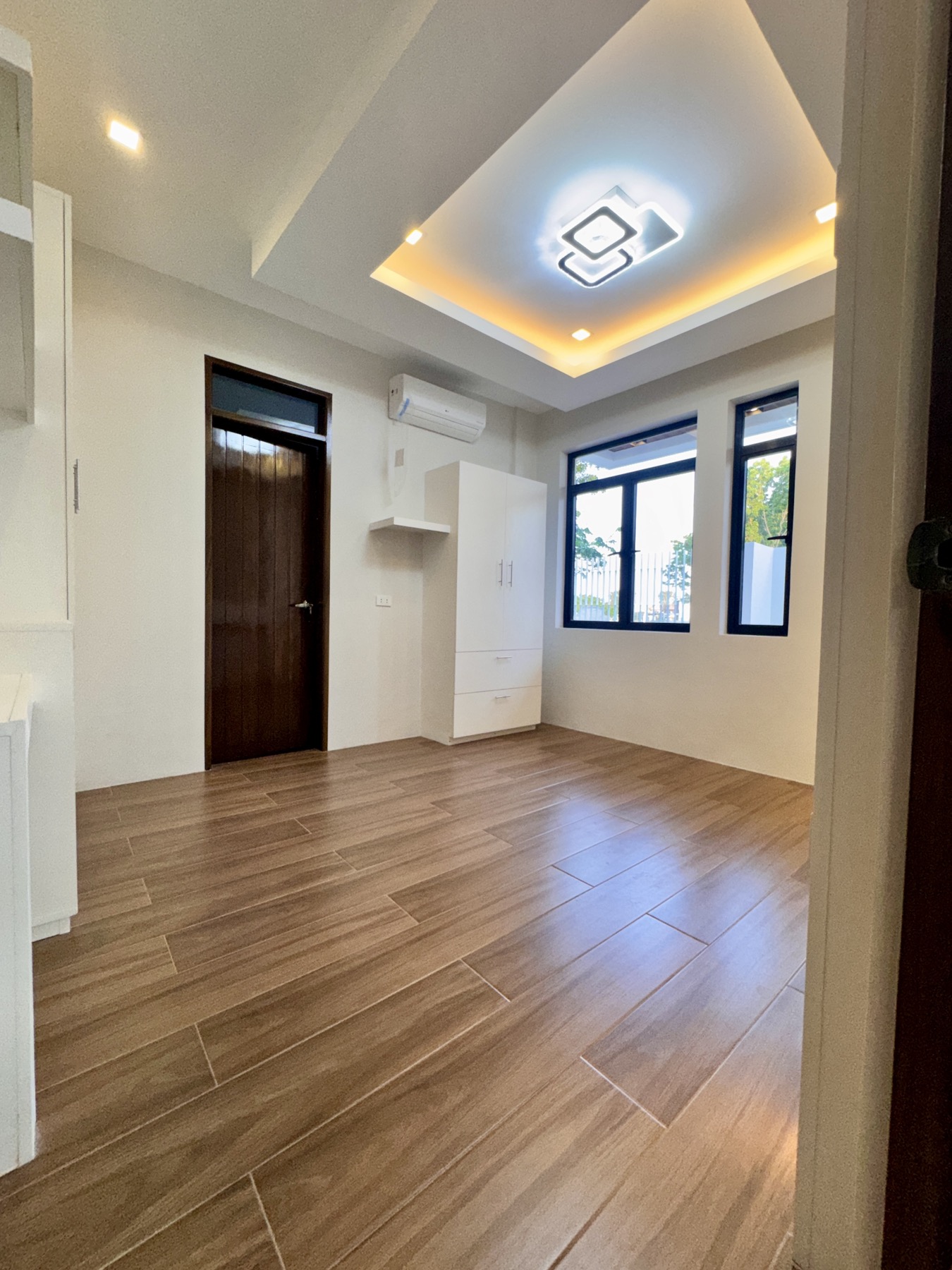 Notable4-BedroomHouseandLotforSaleinBeverlyPlace,SanFernando,Pampanga-21.jpg