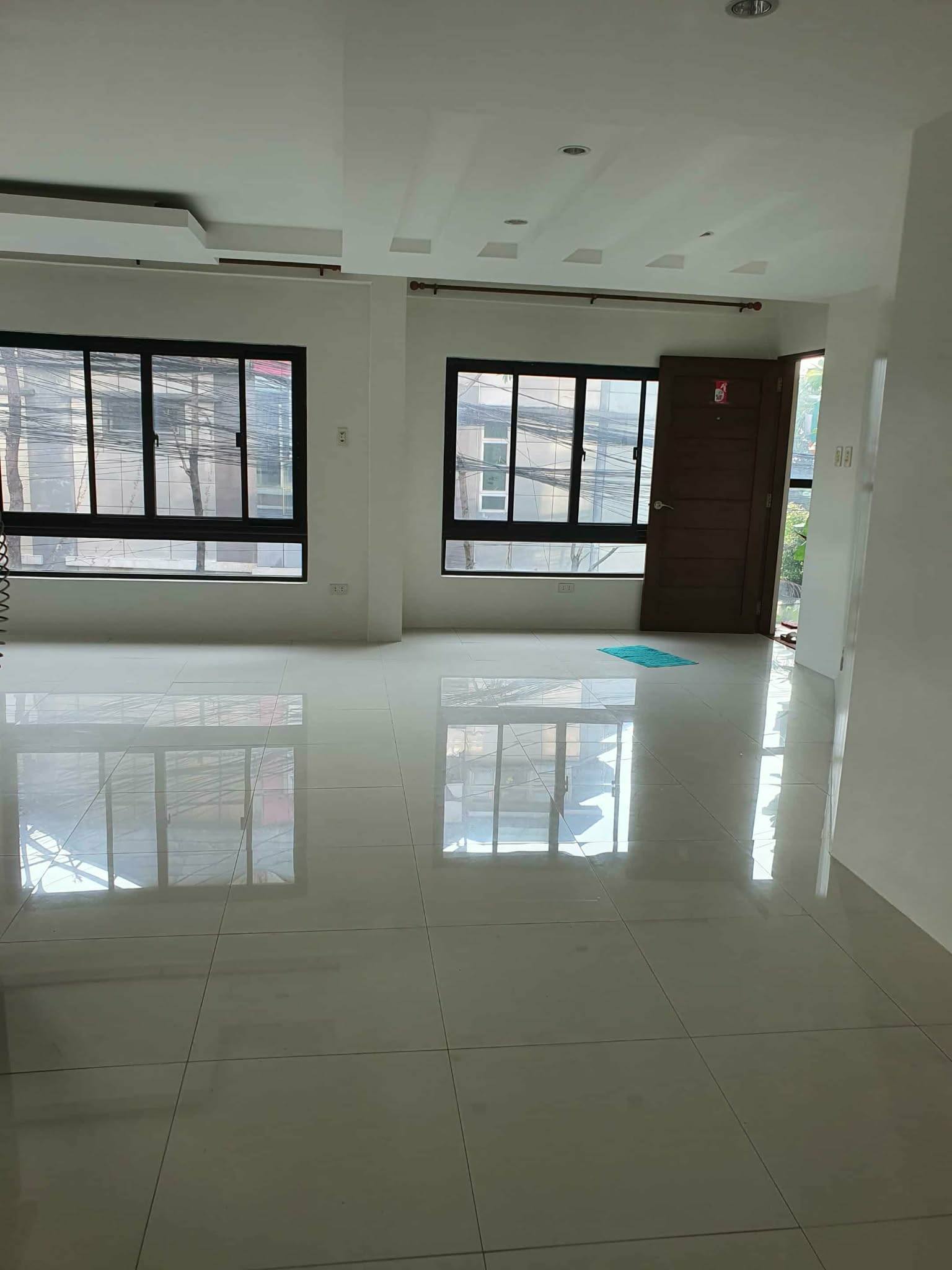 Upscale2-BedroomCondoUnitforLeaseinProject8,QuezonCity-4.jpg