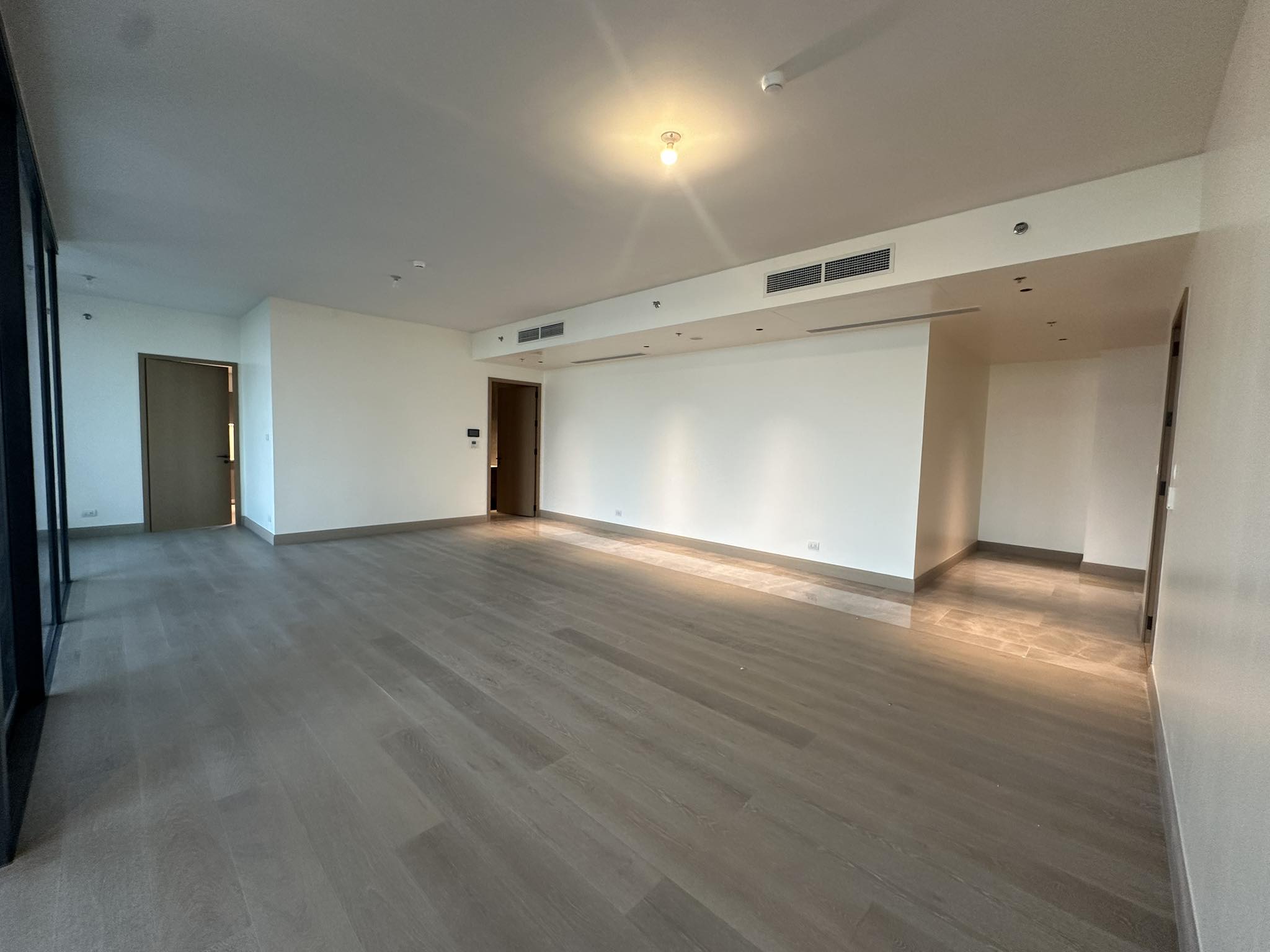 Upscale3-BedroomCondoUnitforSaleinAureliaResidences,BGC,TaguigCity-3.jpg