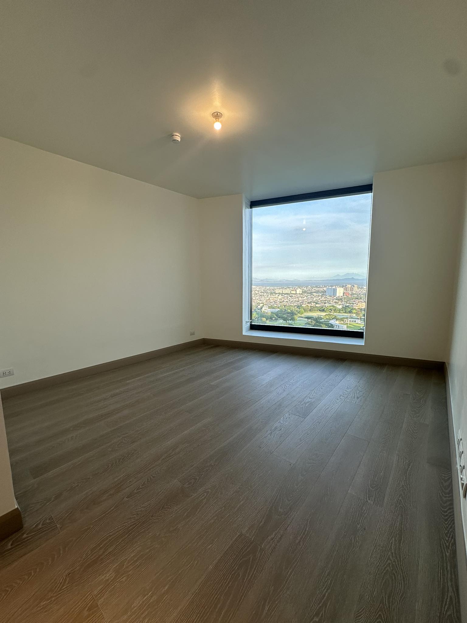 Upscale3-BedroomCondoUnitforSaleinAureliaResidences,BGC,TaguigCity-6.jpg