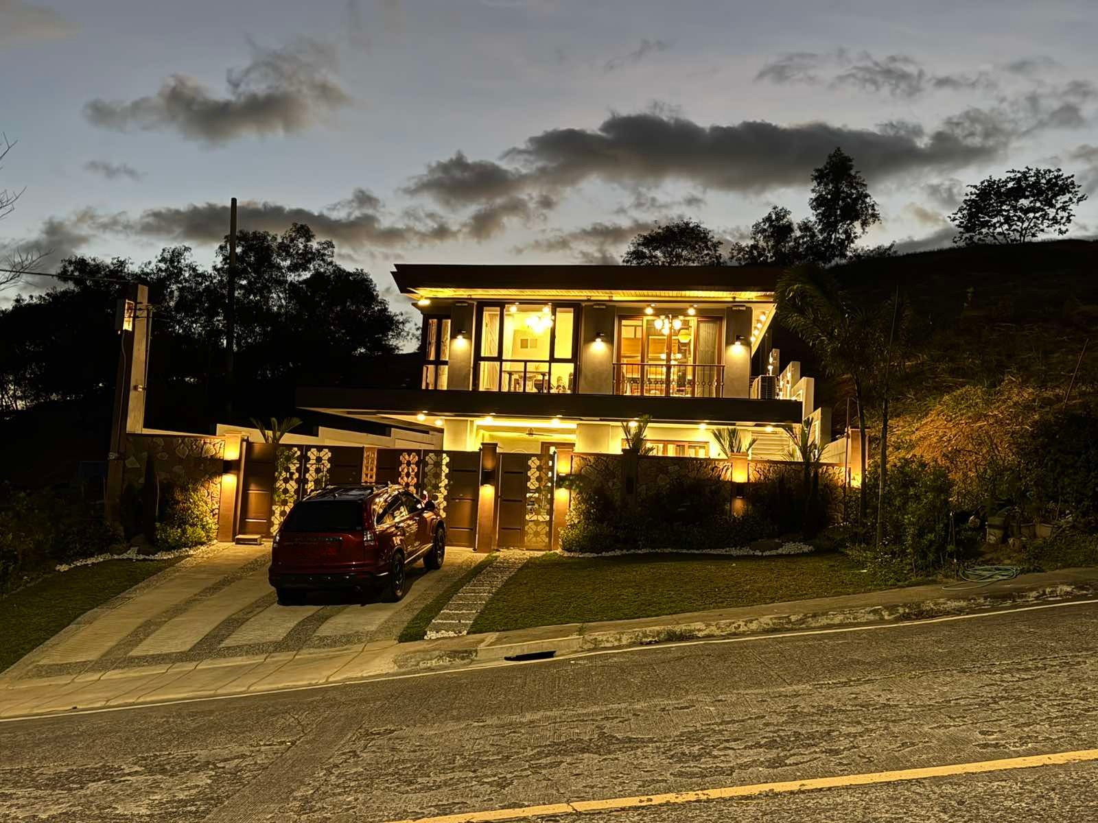 Serene3-BedroomHouseandLotforSaleinSunValley,Antipolo,Rizal-1.jpg