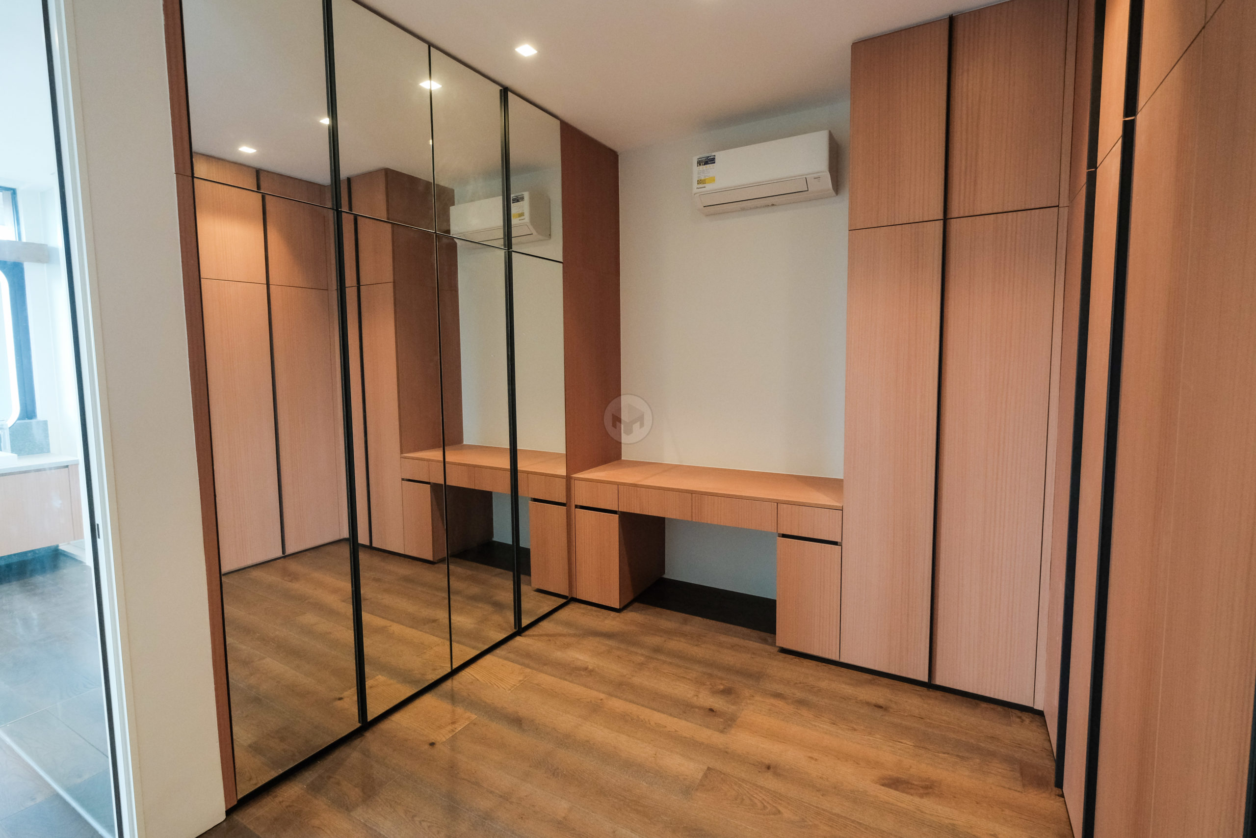 Dazzling5-BedroomHouseandLotforSaleinTivoliRoyale,QuezonCity-9.jpg