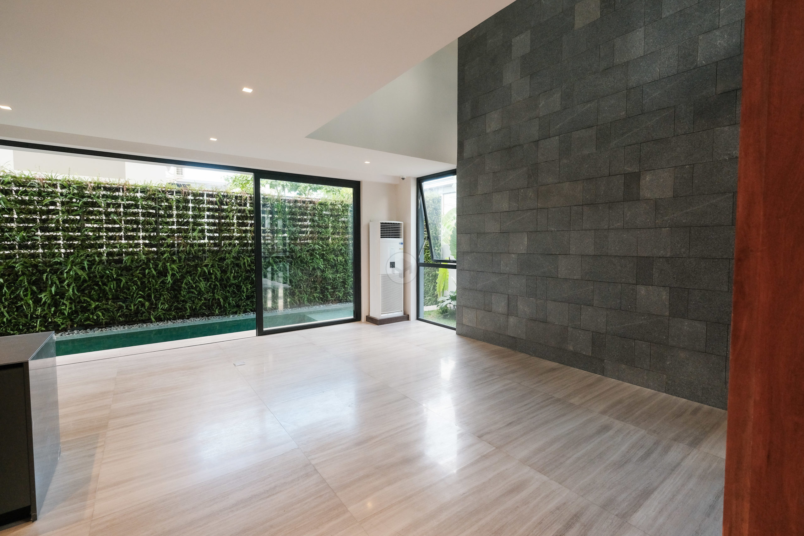 Dazzling5-BedroomHouseandLotforSaleinTivoliRoyale,QuezonCity-4.jpg
