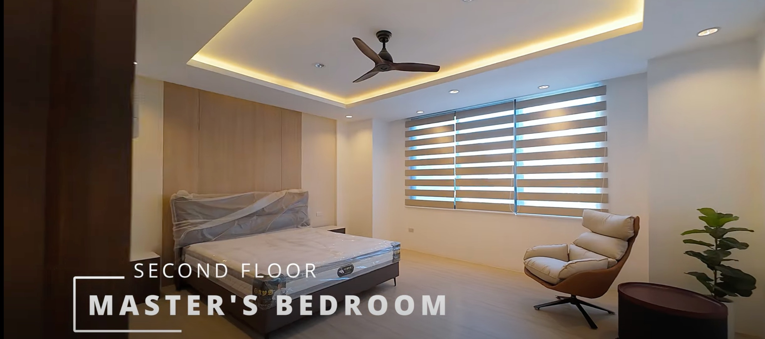 Outstanding5-BedroomTownhouseforSaleinCasaVerdedeLipa,Batangas-5.jpg