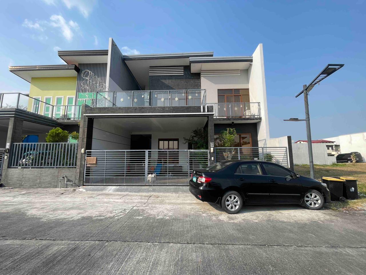 Inviting5-BedroomHouseandLotforLeaseinTheEnclave,Angeles,Pampanga-1.jpg
