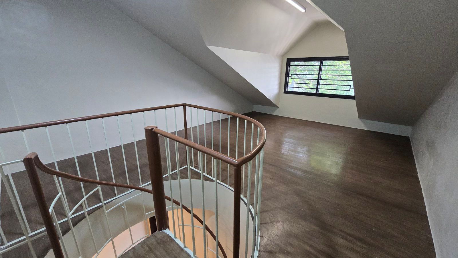 Inviting2-BedroomTownhouseforSaleinRamaxSubd.,PasongTamo,QuezonCity-5.jpg