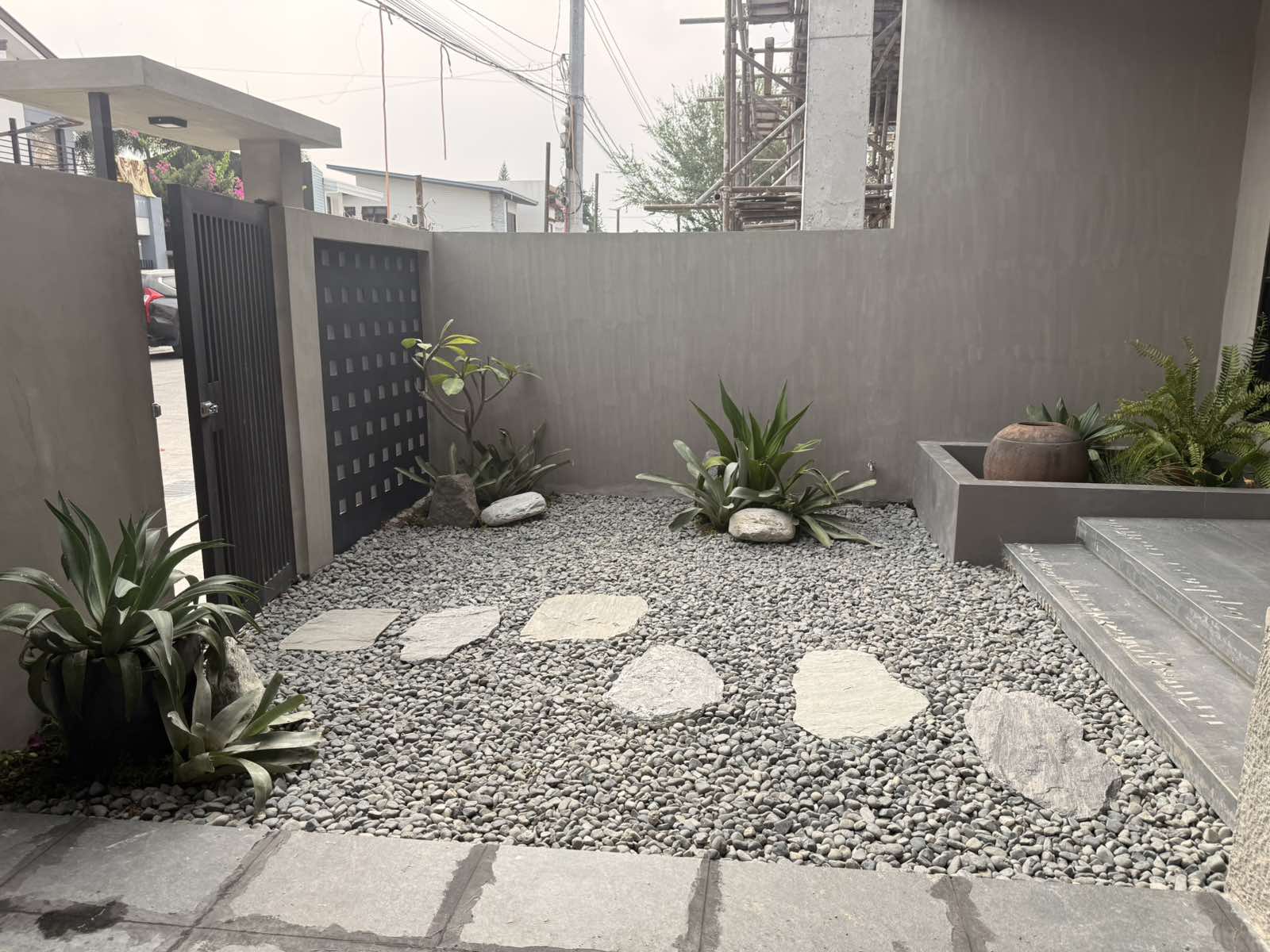 Sensational4-BedroomHouseandLotinCuayan,Angeles,Pampanga-2.jpeg