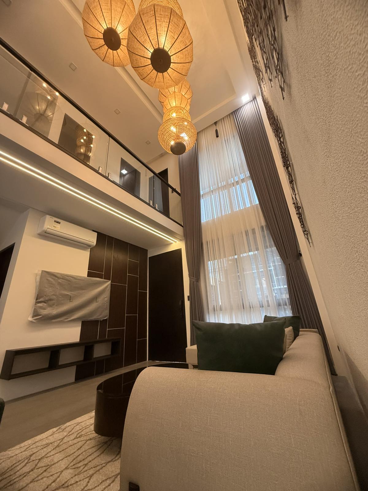 Sensational4-BedroomHouseandLotforSaleinEnclaveSubdivision,Angeles,Pampanga-7.jpg