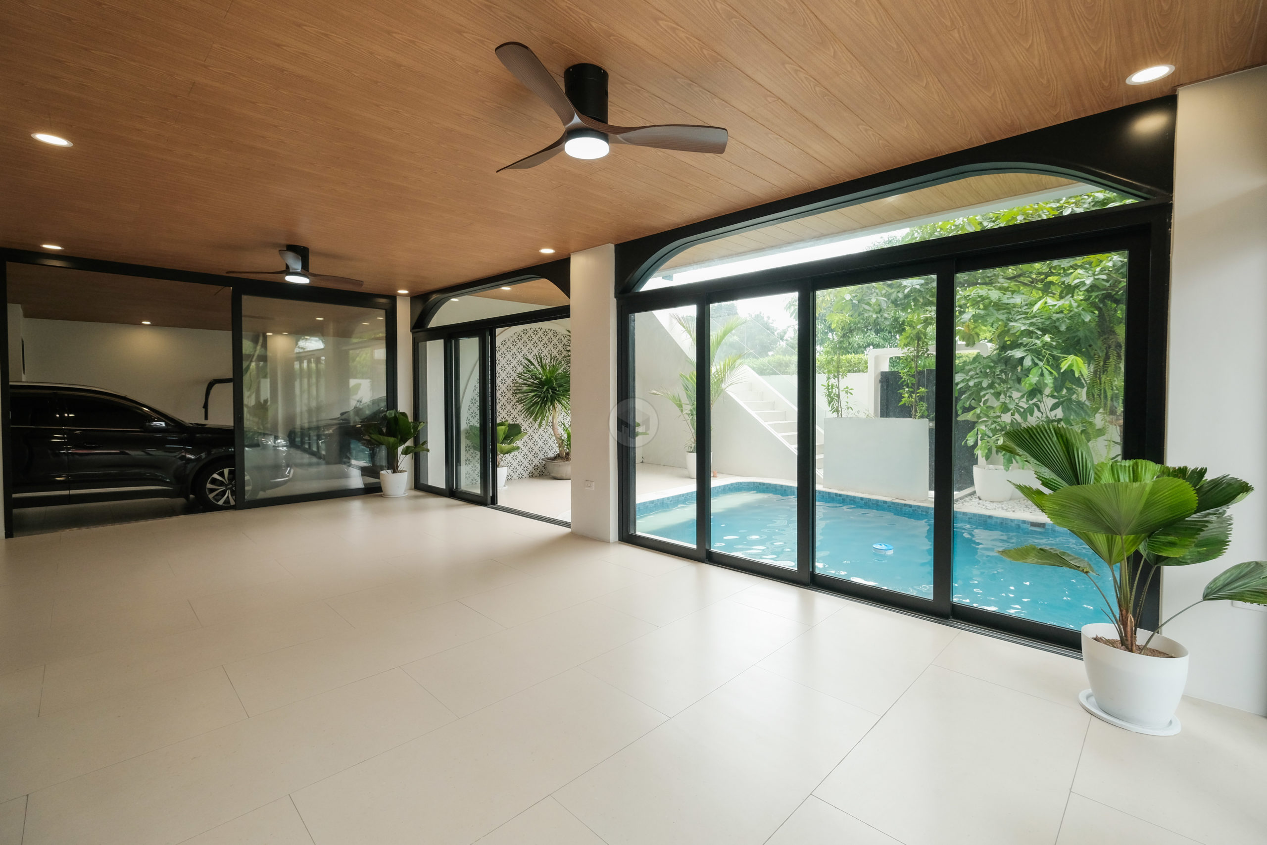 Enchanting6-BedroomHouseandLotforSaleinGreenwoodsExecutiveVillage,Taytay,Rizal-11.jpg