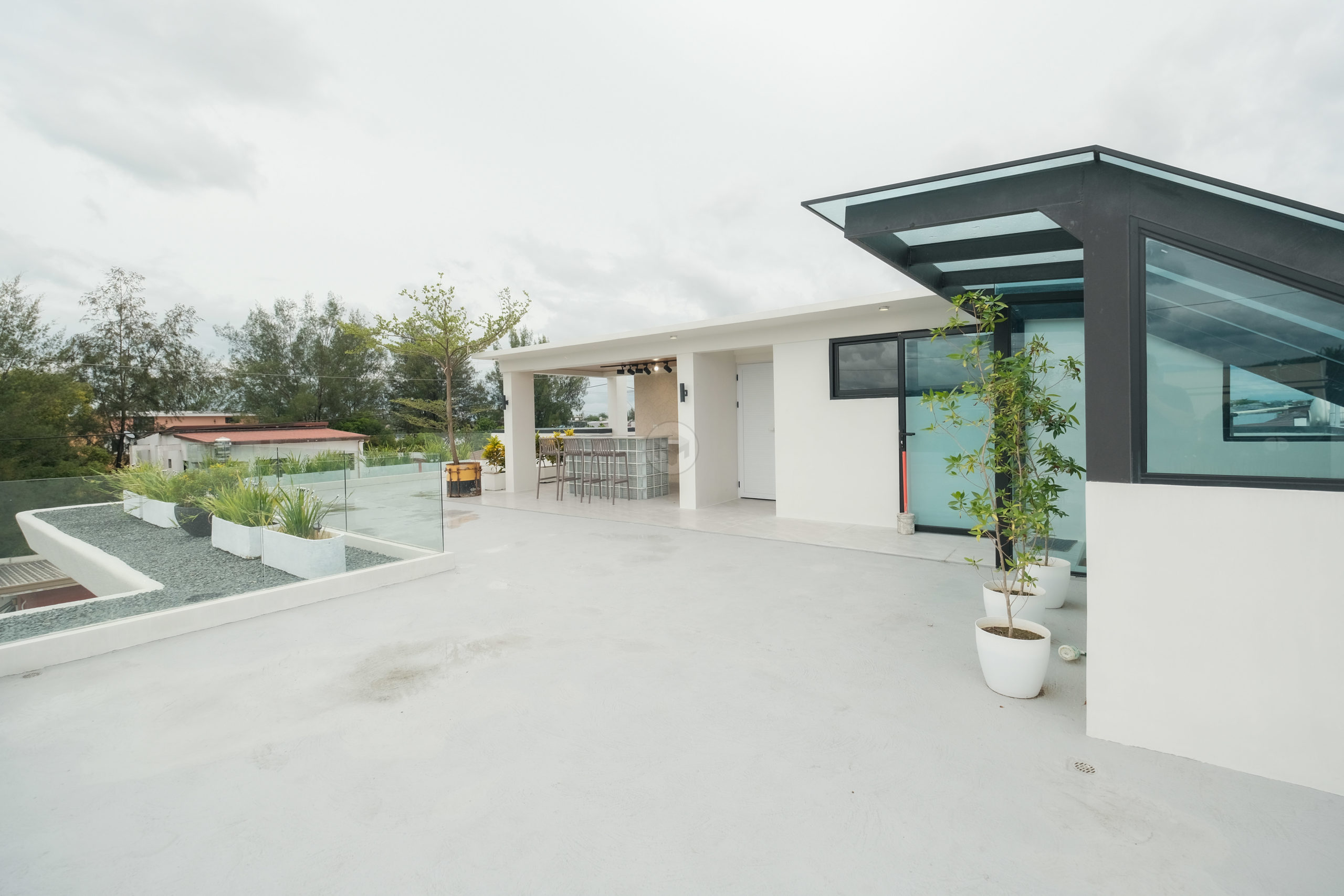 Enchanting6-BedroomHouseandLotforSaleinGreenwoodsExecutiveVillage,Taytay,Rizal-17.jpg