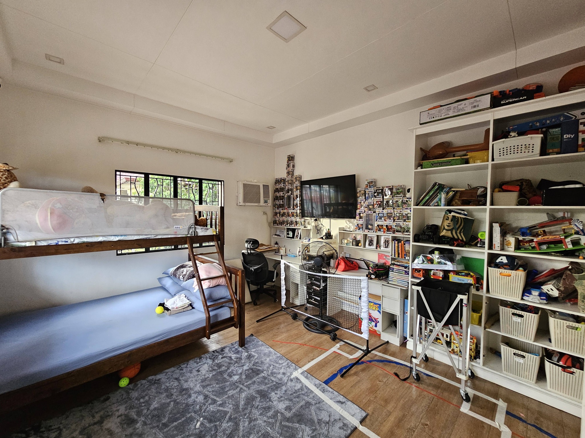 Sunlit3-BedroomrhouseandlotForSaleinNorthview2,BatasanHills,QuezonCity-14.jpg