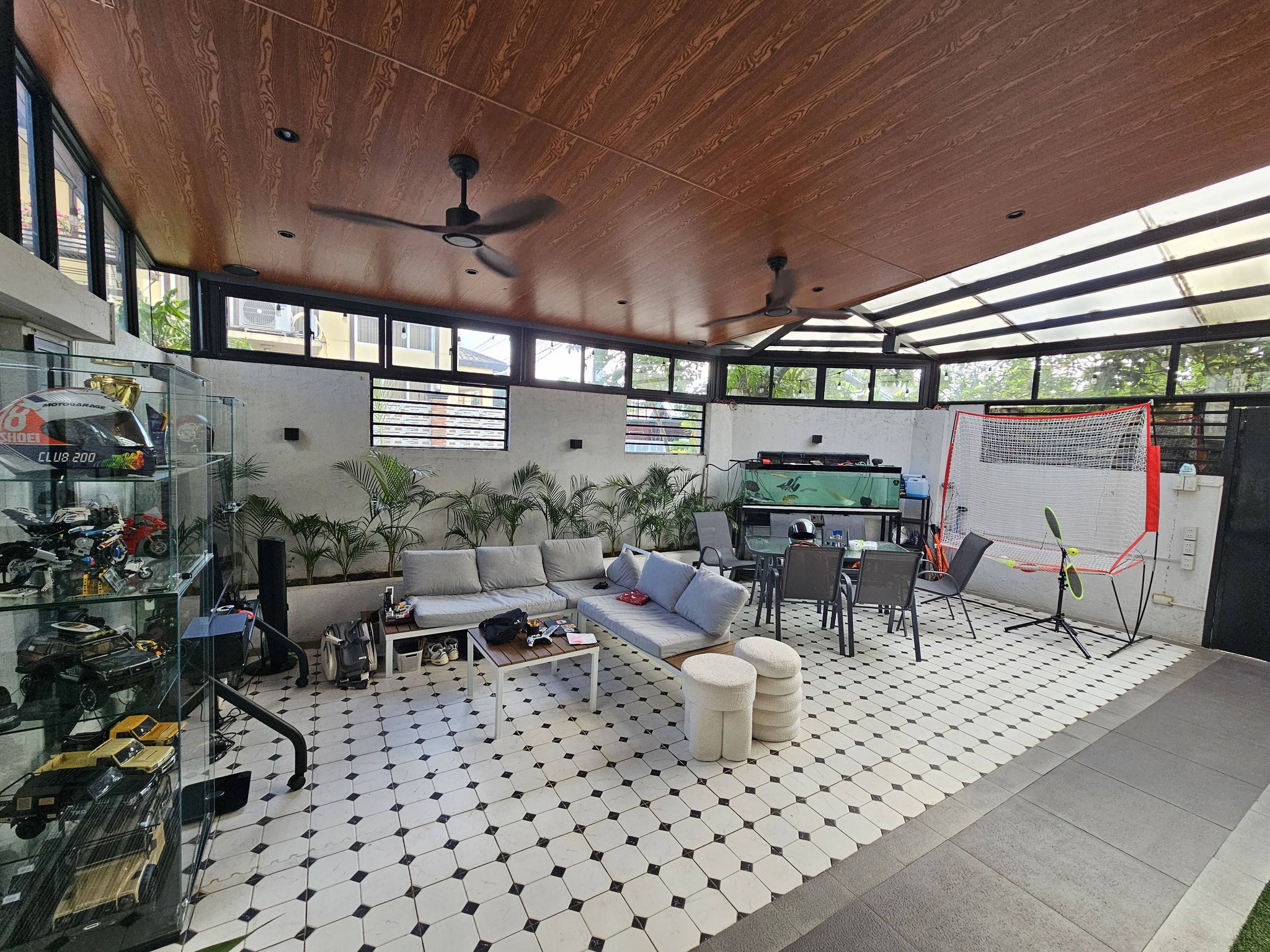 Sunlit3-BedroomrhouseandlotForSaleinNorthview2,BatasanHills,QuezonCity-8.jpg