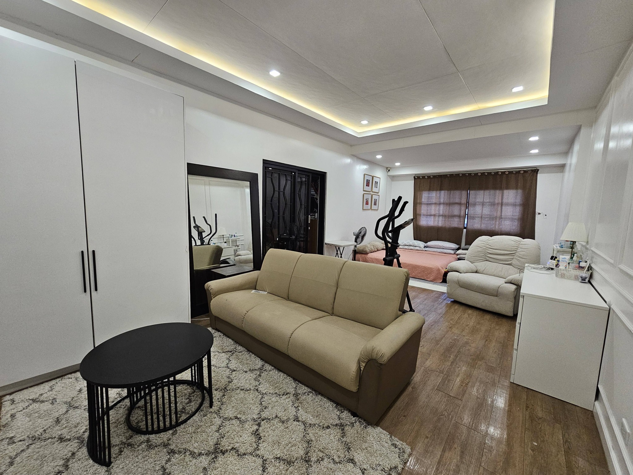 Sunlit3-BedroomrhouseandlotForSaleinNorthview2,BatasanHills,QuezonCity-4.jpg