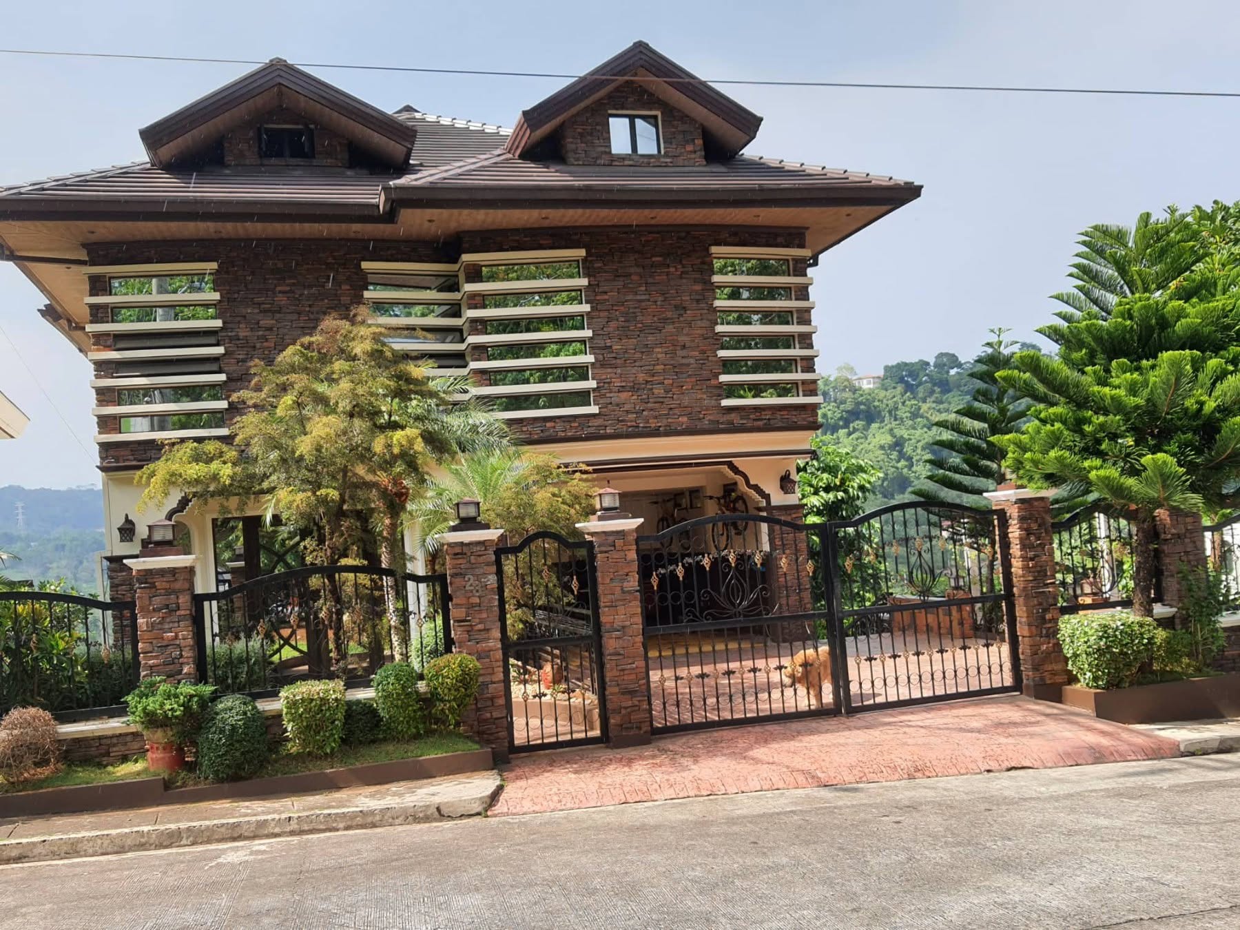 Masterpiece5-BedroomHouseandLotforSaleinSunValleyResidenceEstate,SanJuan,Antipolo,Rizal-3.jpg