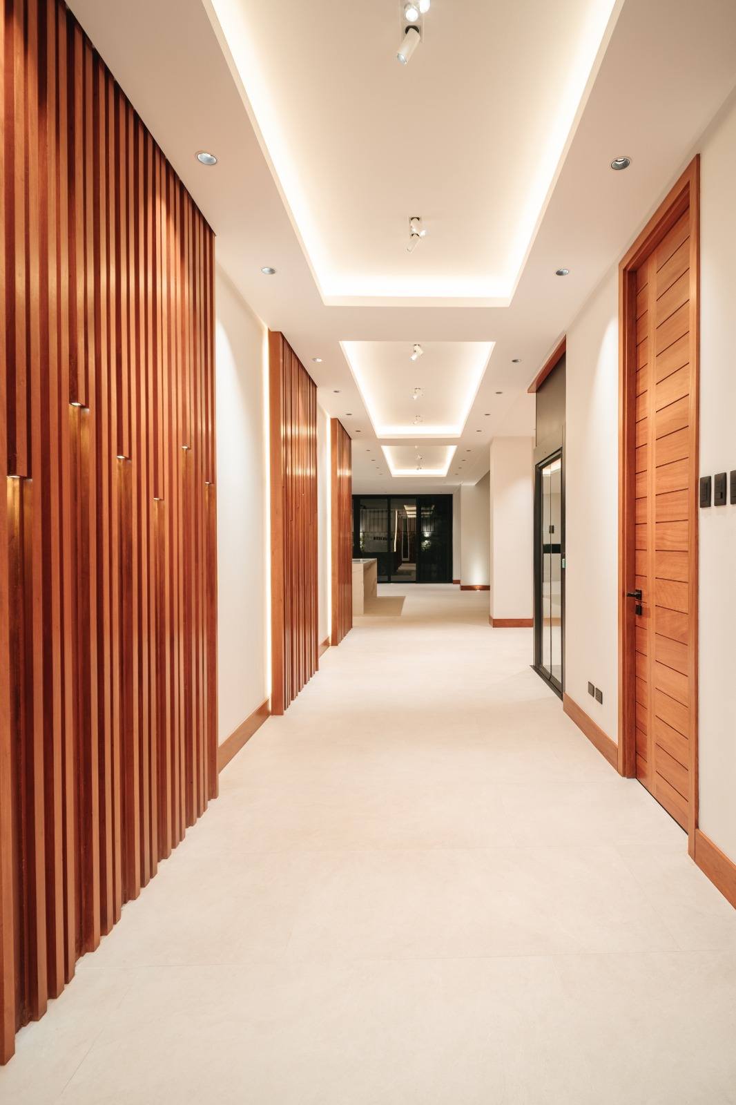 Luxurious6-BedroomHouseandLotforSaleinHillsborough,Alabang,Muntinlupa-17.jpg